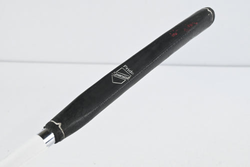 Acushnet Bullseye Putter / 35 Inch