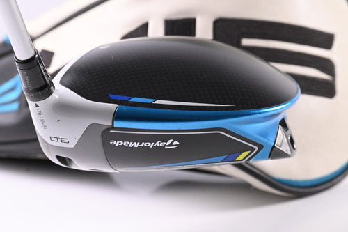 Taylormade SIM2 Max Driver / 9 Degree / Stiff Flex Kuro Kage Silver 60 Shaft