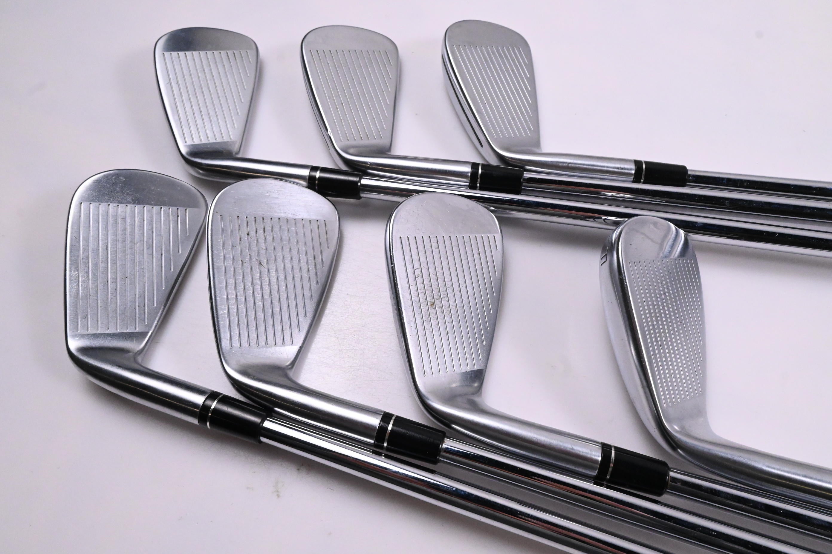 Taylormade P790 2017 Irons / 4-PW / Regular Flex Dynamic Gold 105 R300