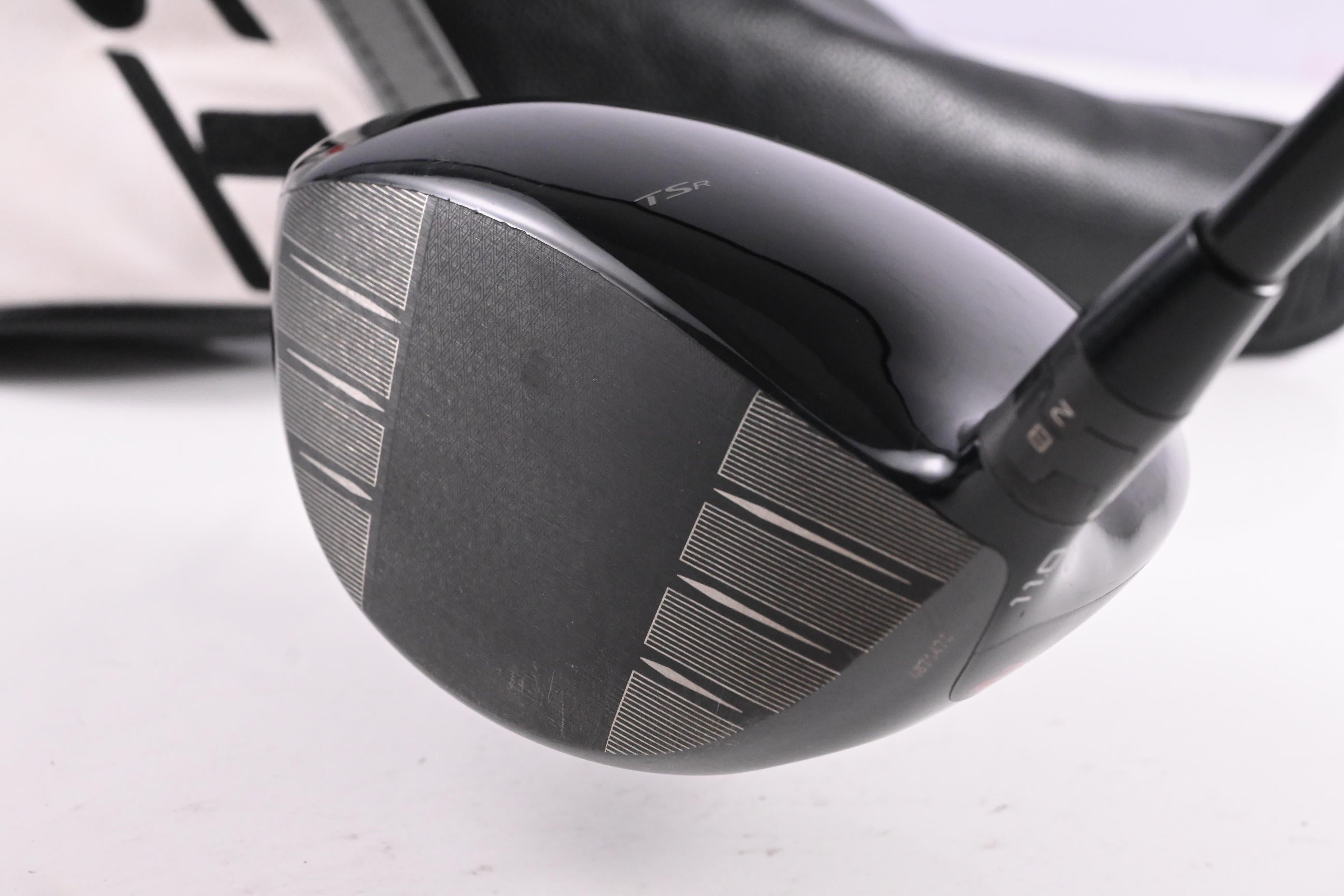 Titleist TSR2 Driver / 11 Degree / Regular Flex Tensei AV Blue 55 Shaft