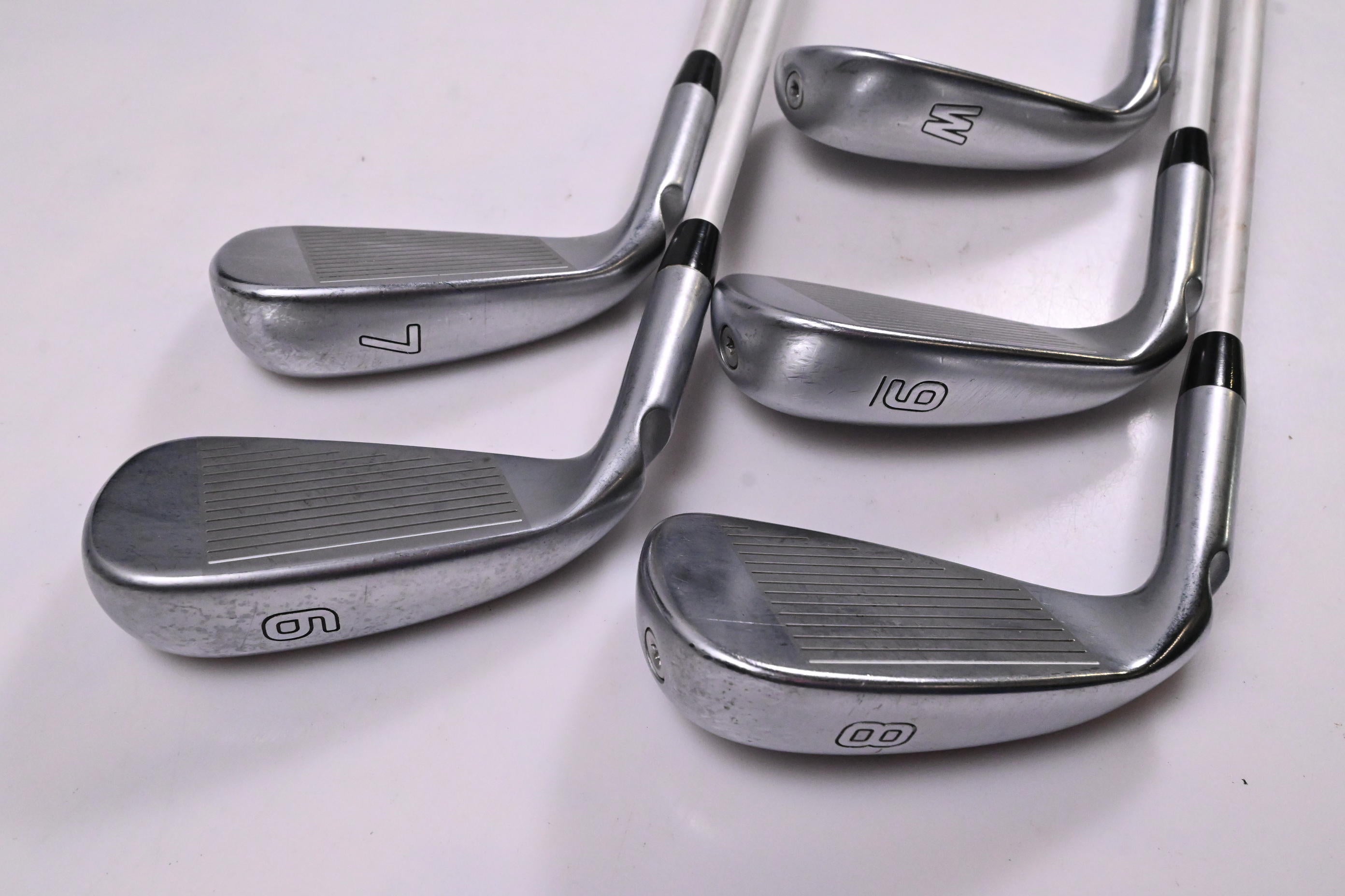 Ladies Ping G700 Irons / 6-PW / Red Dot / Ladies Flex Ping ULT230 Shafts