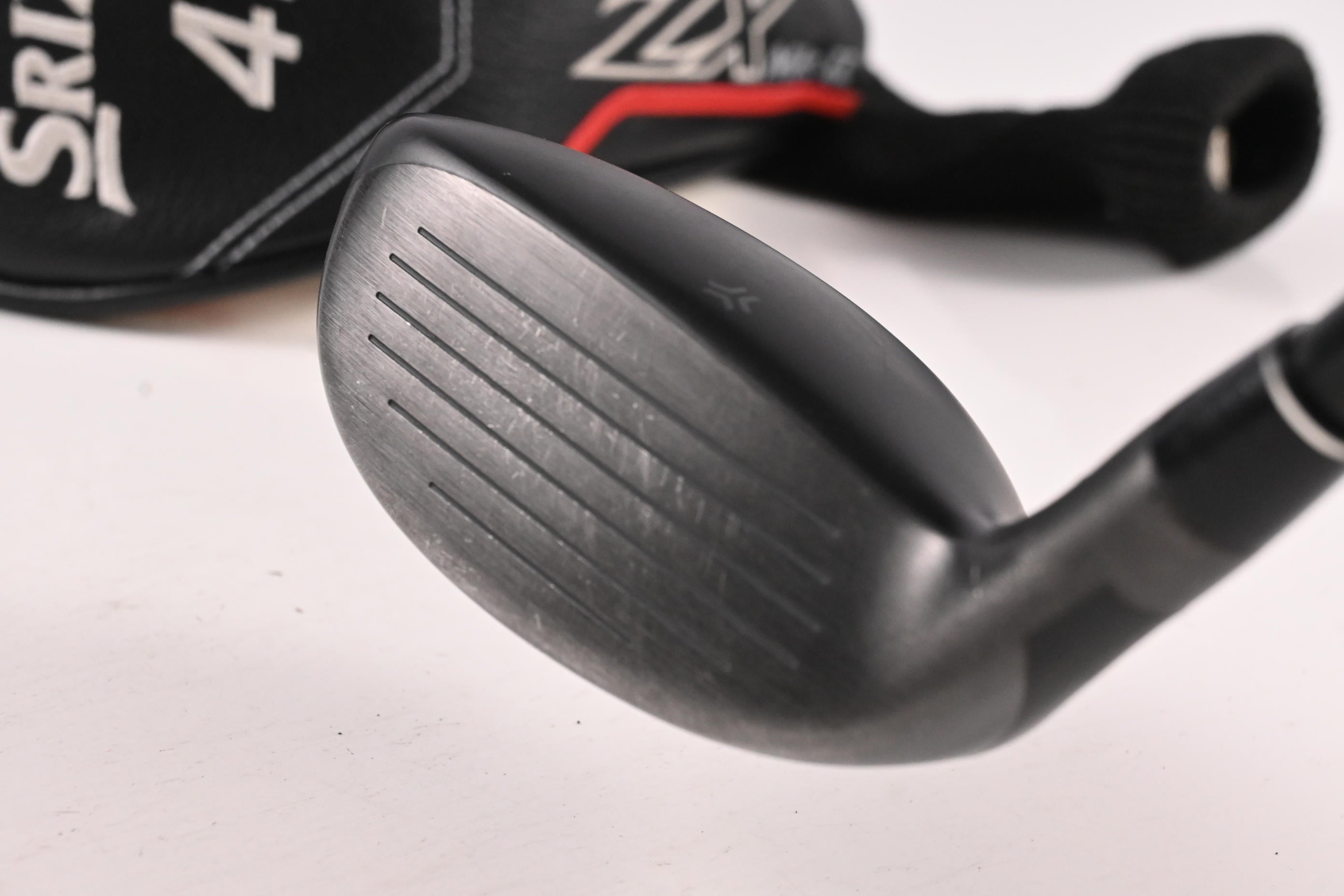 Srixon ZXi #4 Hybrid / 22 Degree / Regular Flex Project X HZRDUS Smoke Red RDX