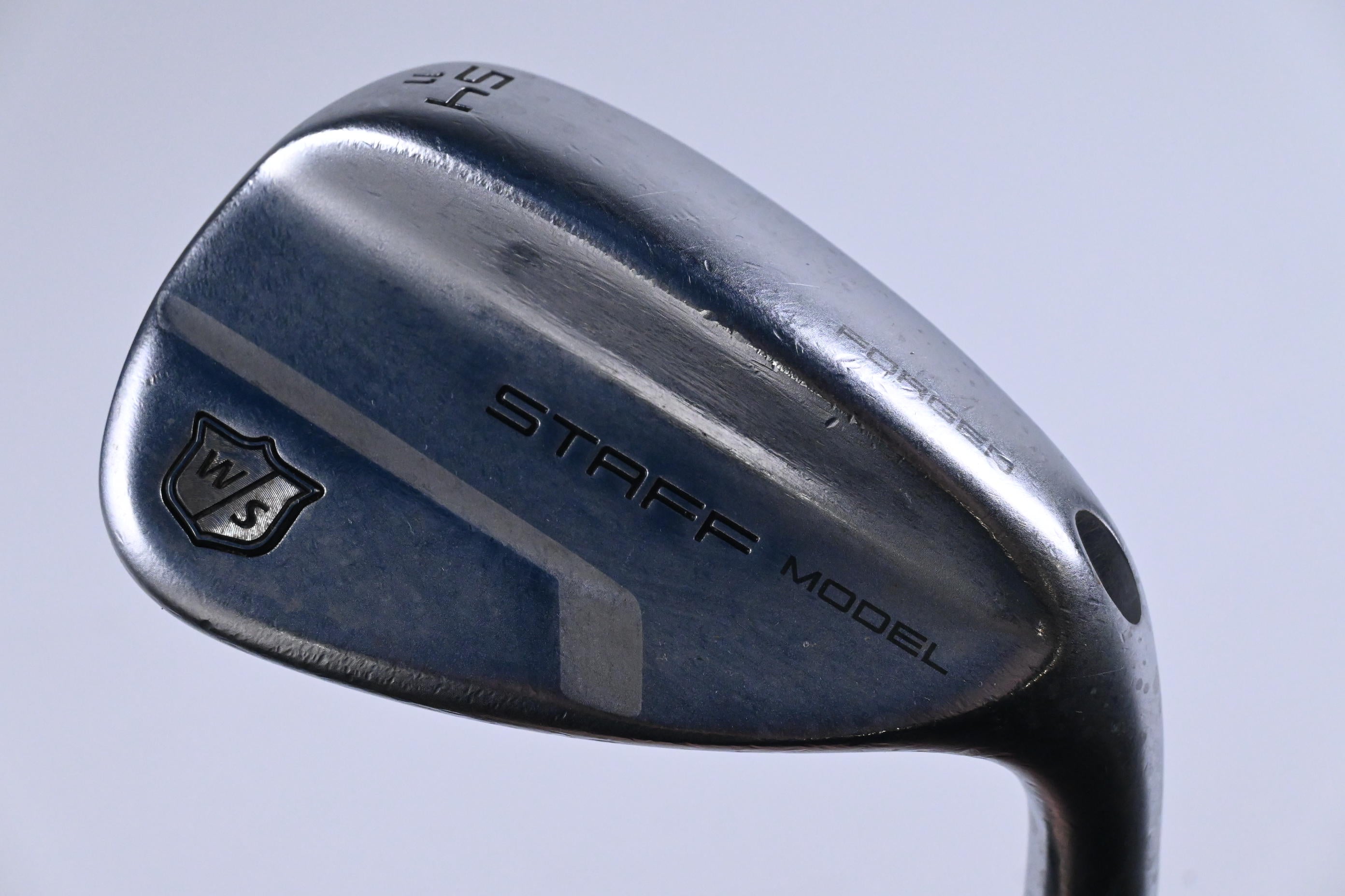 Wilson Staff Model Sand Wedge / 54 Degree / Stiff Flex Dynamic Gold 120 S300