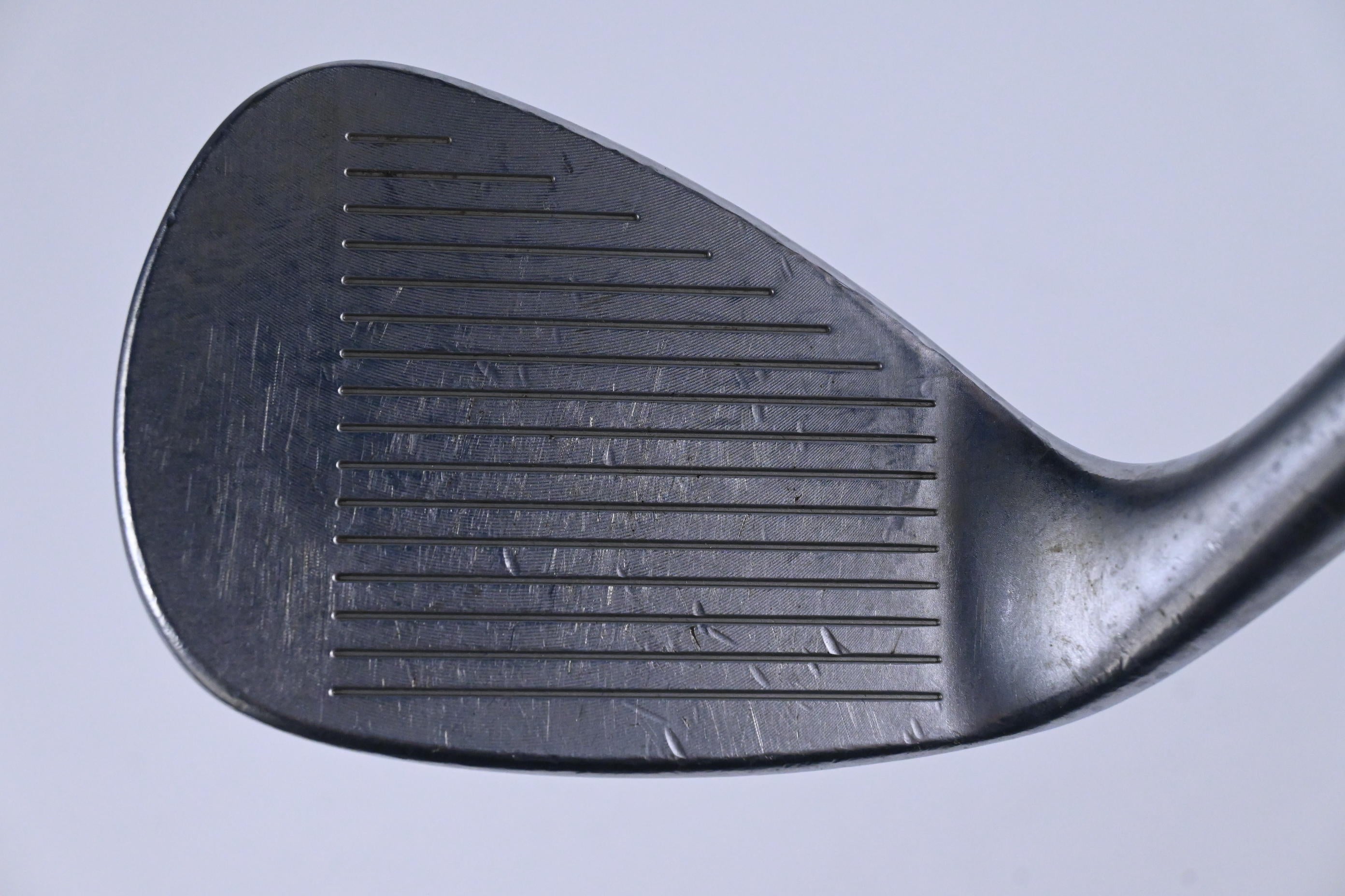 Wilson Staff Model Sand Wedge / 54 Degree / Stiff Flex Dynamic Gold 120 S300