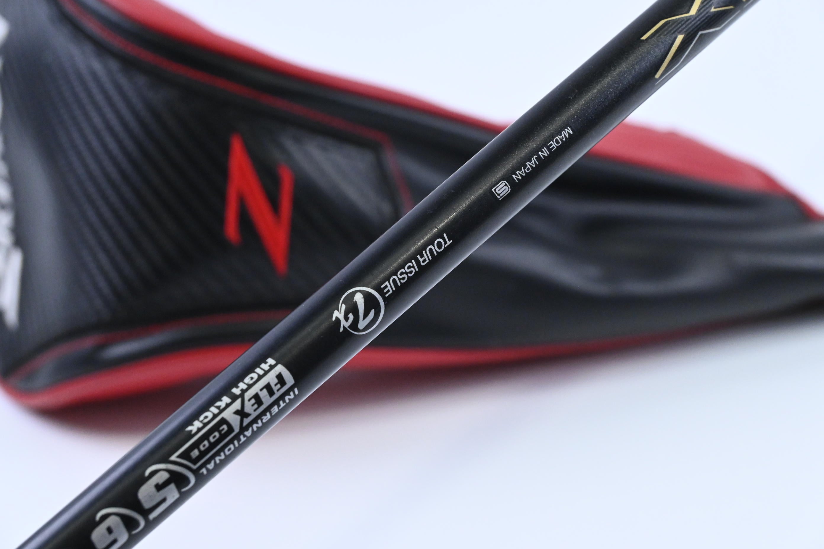 Srixon Z-785 Driver / 9.5 Degree / X-Flex Miyazaki Codex 7 Shaft