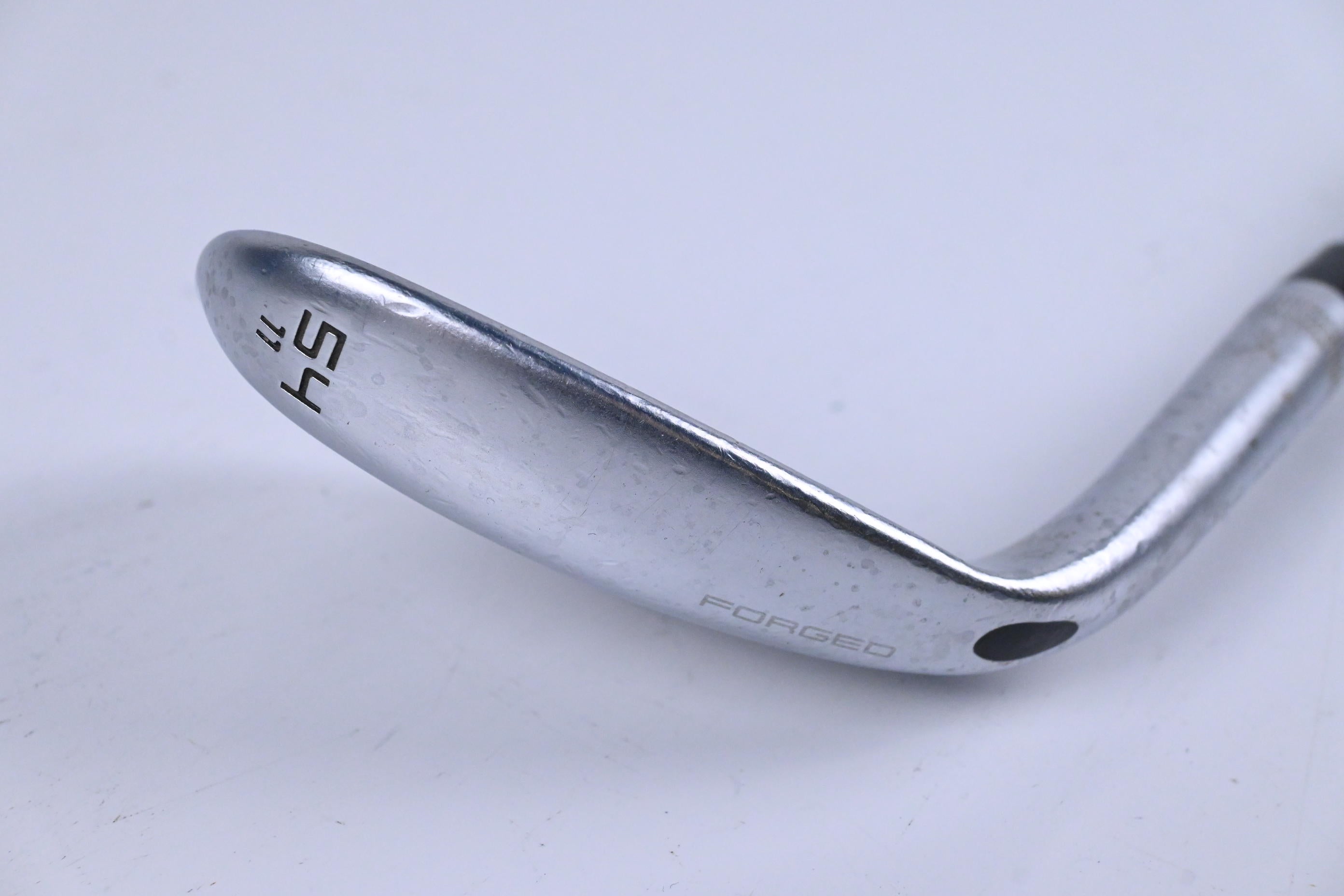 Wilson Staff Model Sand Wedge / 54 Degree / Stiff Flex Dynamic Gold 120 S300