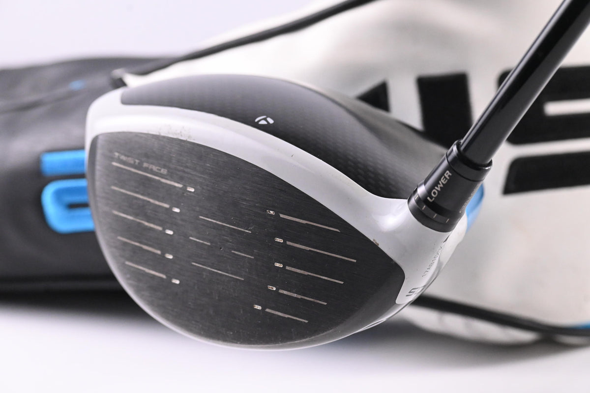 Taylormade SIM2 Max Driver / 10.5 Degree / Regular Flex Fujikura Ventus TR Blue