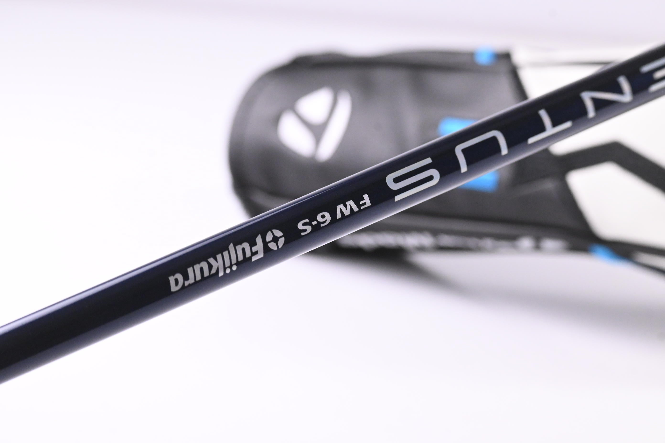 Taylormade SIM2 Max #5 Wood / 18 Degree / Stiff Flex Ventus Blue 6 Shaft
