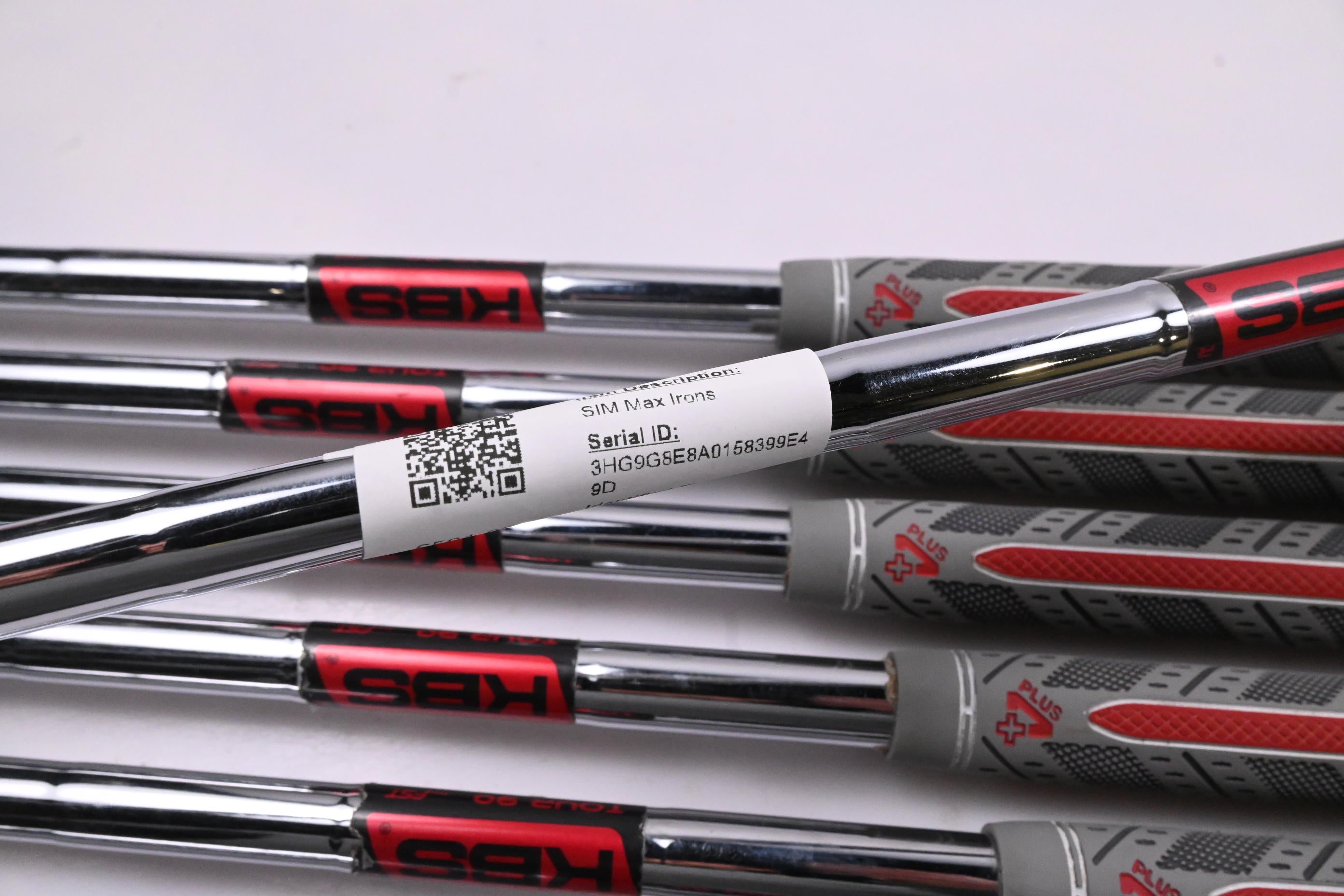 Taylormade SIM Max Irons / 4-PW+GW / Regular Flex KBS Tour 90 Shafts
