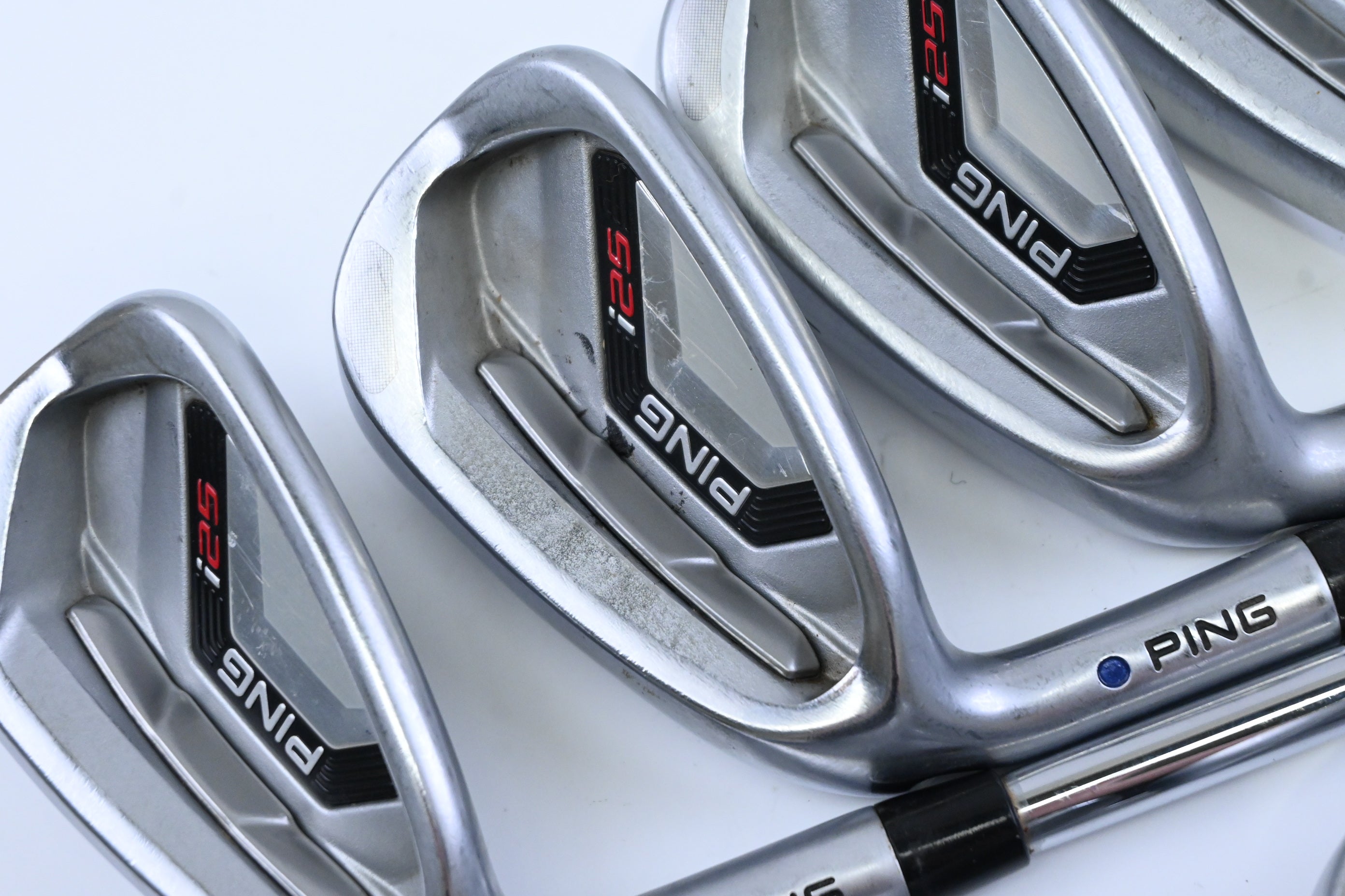 Left Hand Ping i25 Irons / 5-PW+UW+SW / Blue Dot / Regular Flex Ping CFS Shafts
