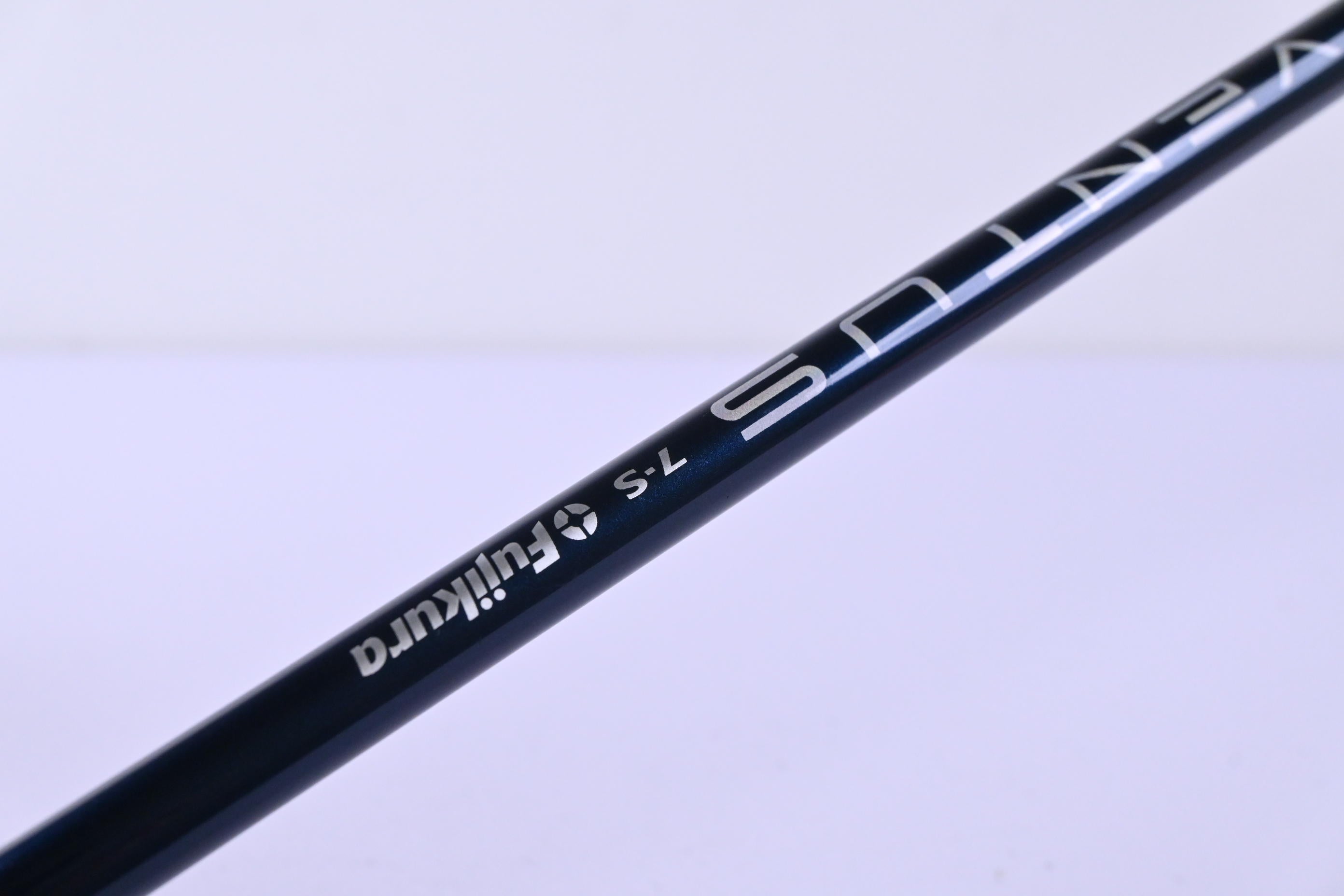 Taylormade SIM2 Max #4 Hybrid / 22 Degree / Stiff Flex Fujikura Ventus Blue 7