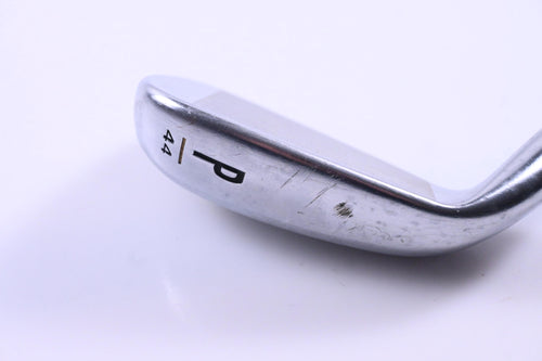 Cleveland CG16 Pitching Wedge / 44 Degree / Regular Flex Action Lite 55 Shaft