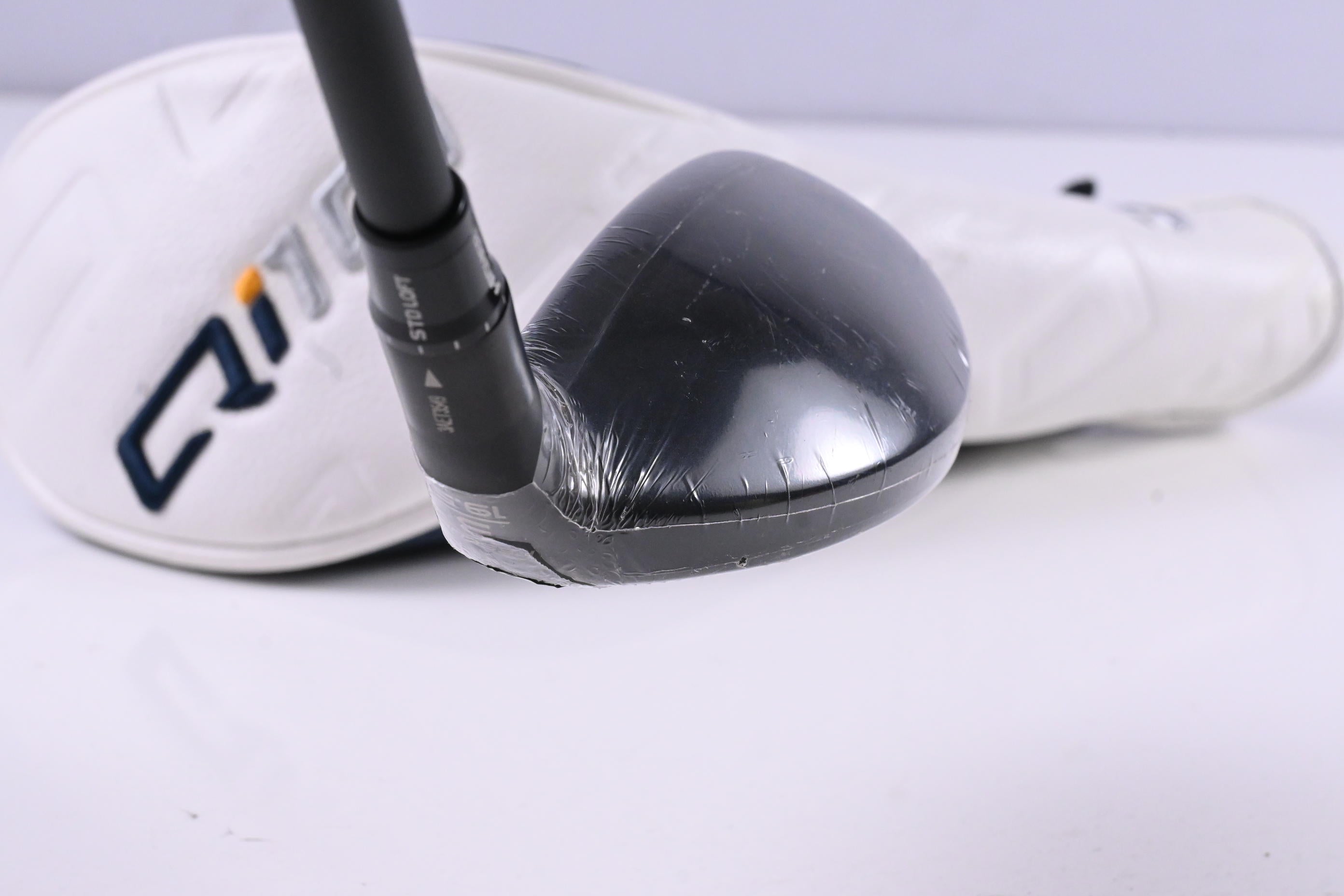 Taylormade Qi10 Tour #3 Hybrid / 19.5 Degree / Stiff Flex Tensei AV Limited Blue