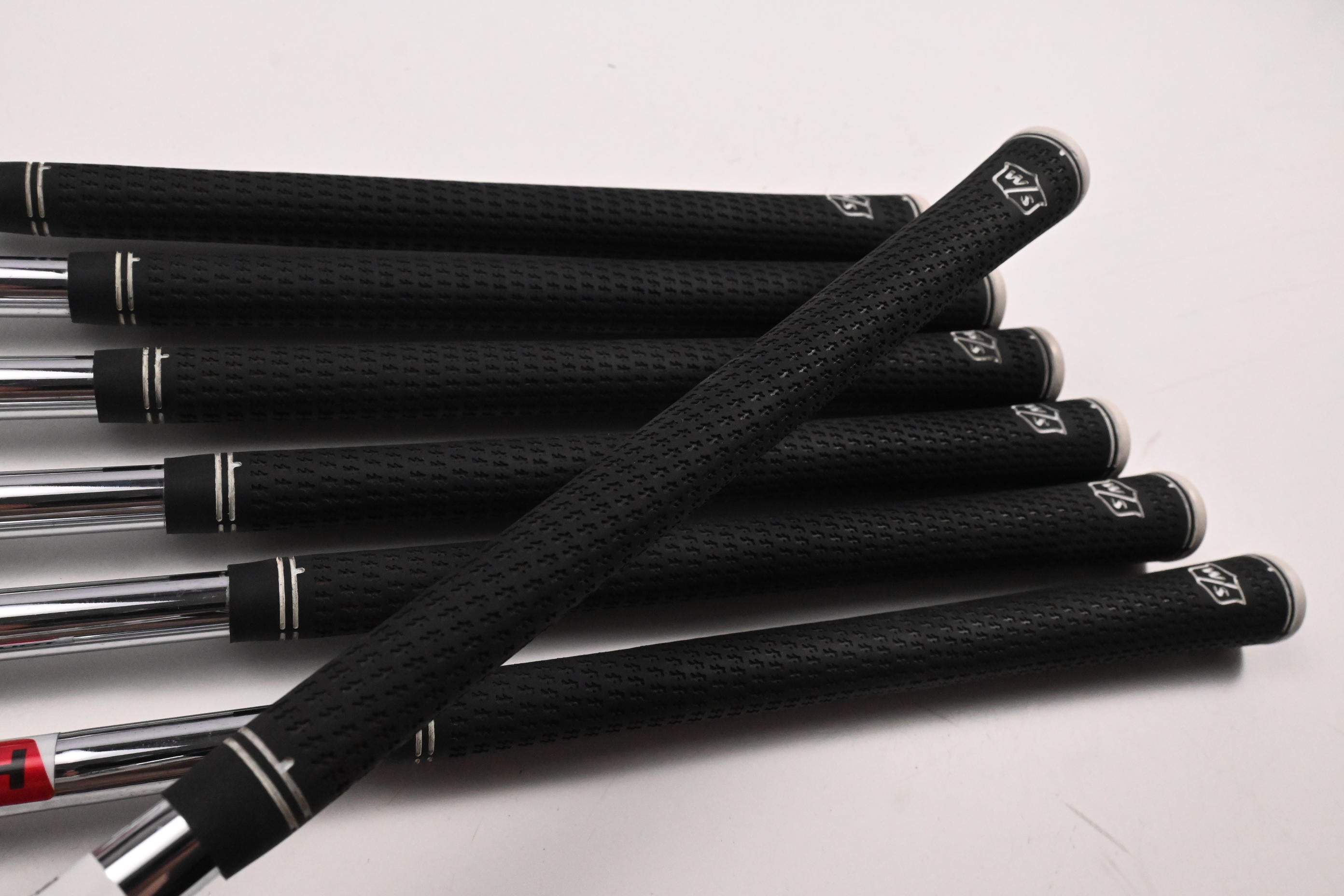 Left Hand Wilson D7 Irons / 5-PW+SW / Regular Flex KBS Tour 80 Shafts