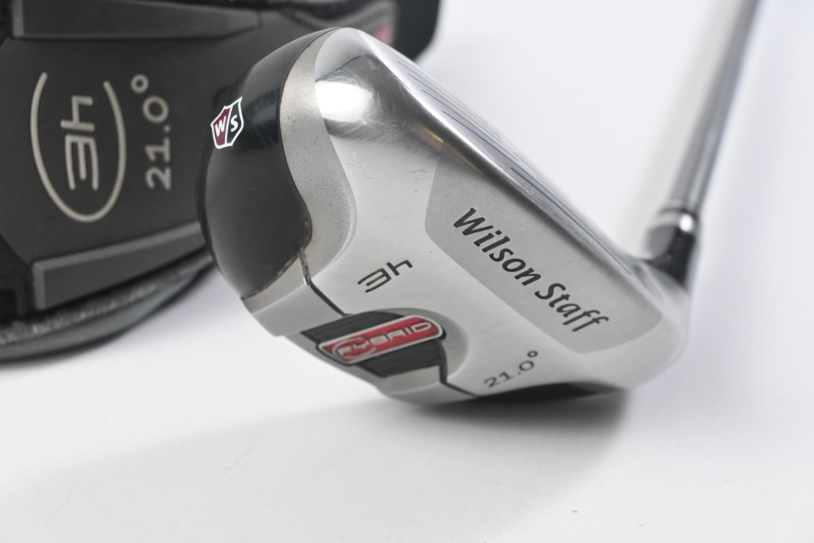 Wilson Staff Fybrid #3 Hybrid / 21 Degree / Regular Flex UST Proforce Axivcore 65