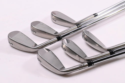 Wilson DYNAPWR Irons / 5-PW / Regular Flex KBS MAX UltraLite Shafts