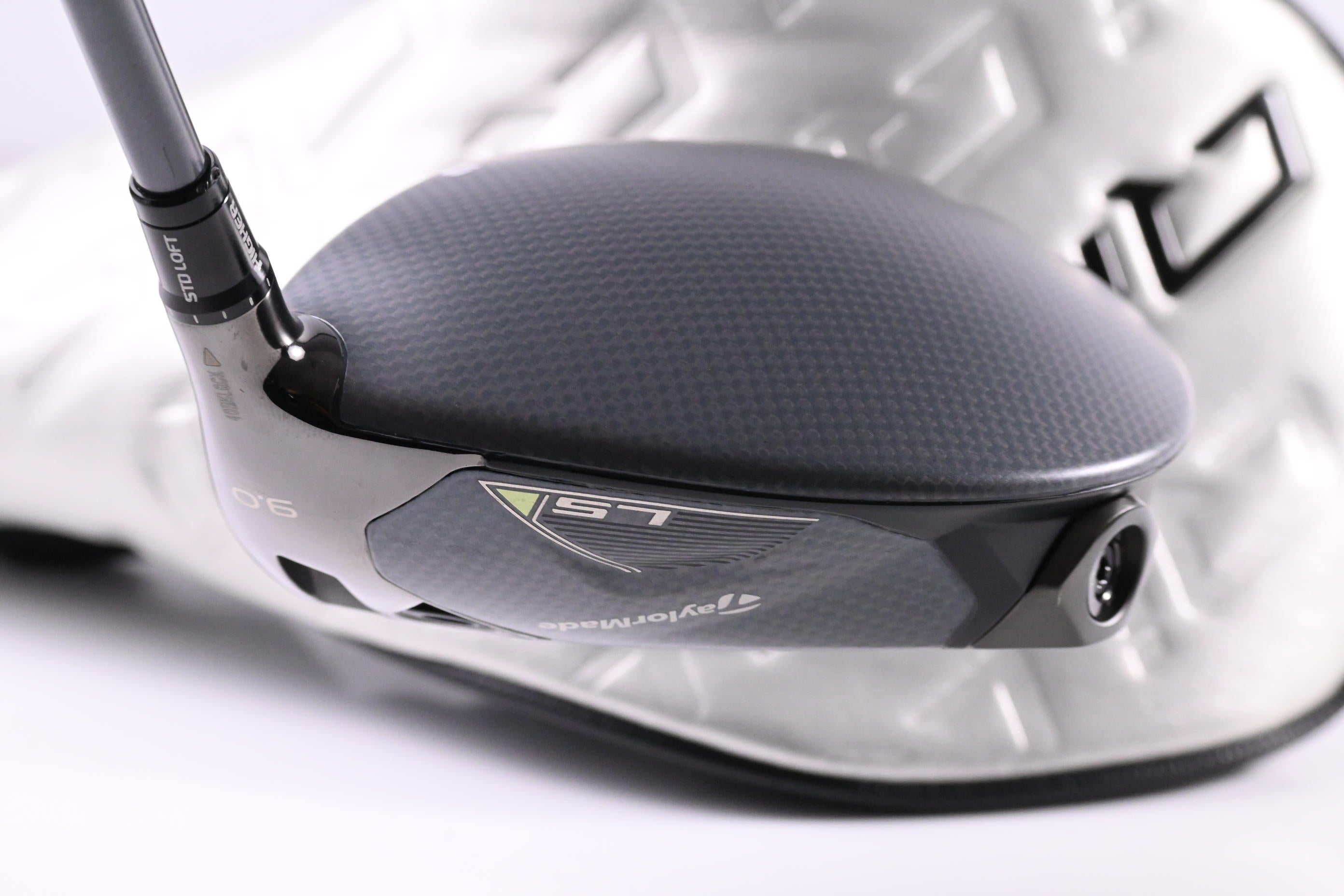 Taylormade Qi35 LS Driver / 9 Degree / Stiff Flex Diamana S+ 60 Shaft