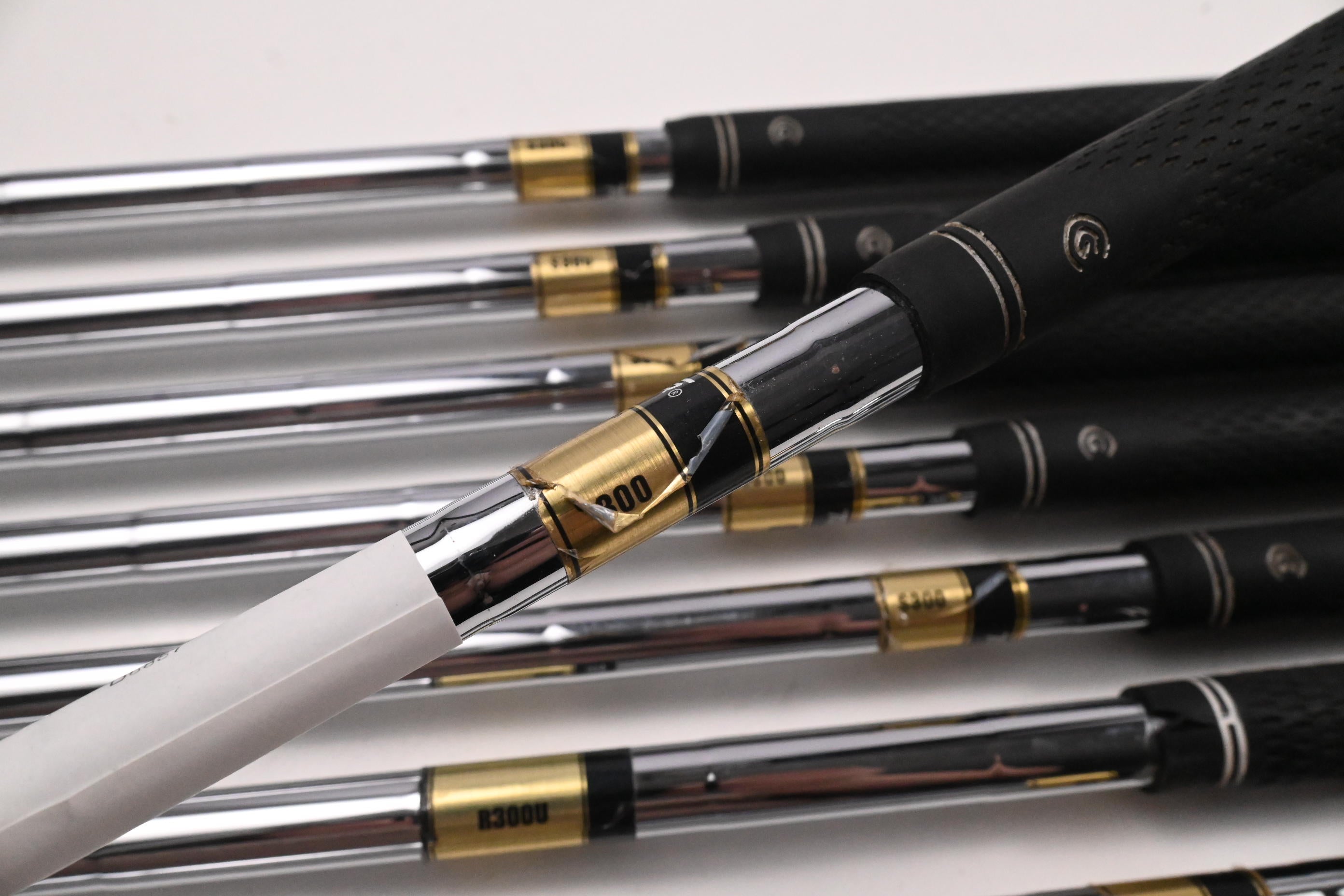 Cleveland CG16 Black Pearl Irons / 3-PW / Stiff Flex Dynamic Gold S300 Shafts