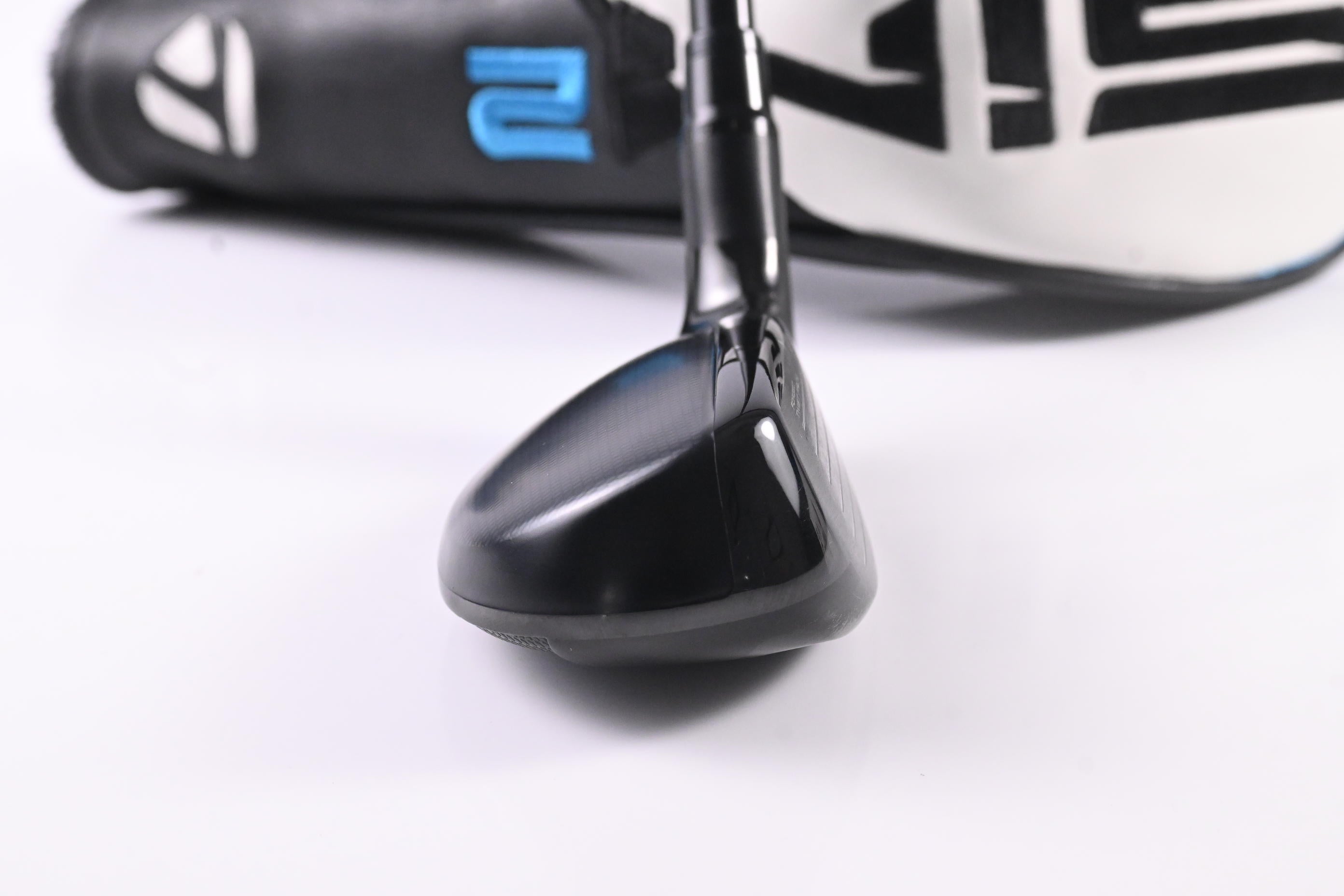 Taylormade SIM2 #3 Hybrid / 19.5 Degree / Stiff Flex Tensei AV Blue 80 Shaft