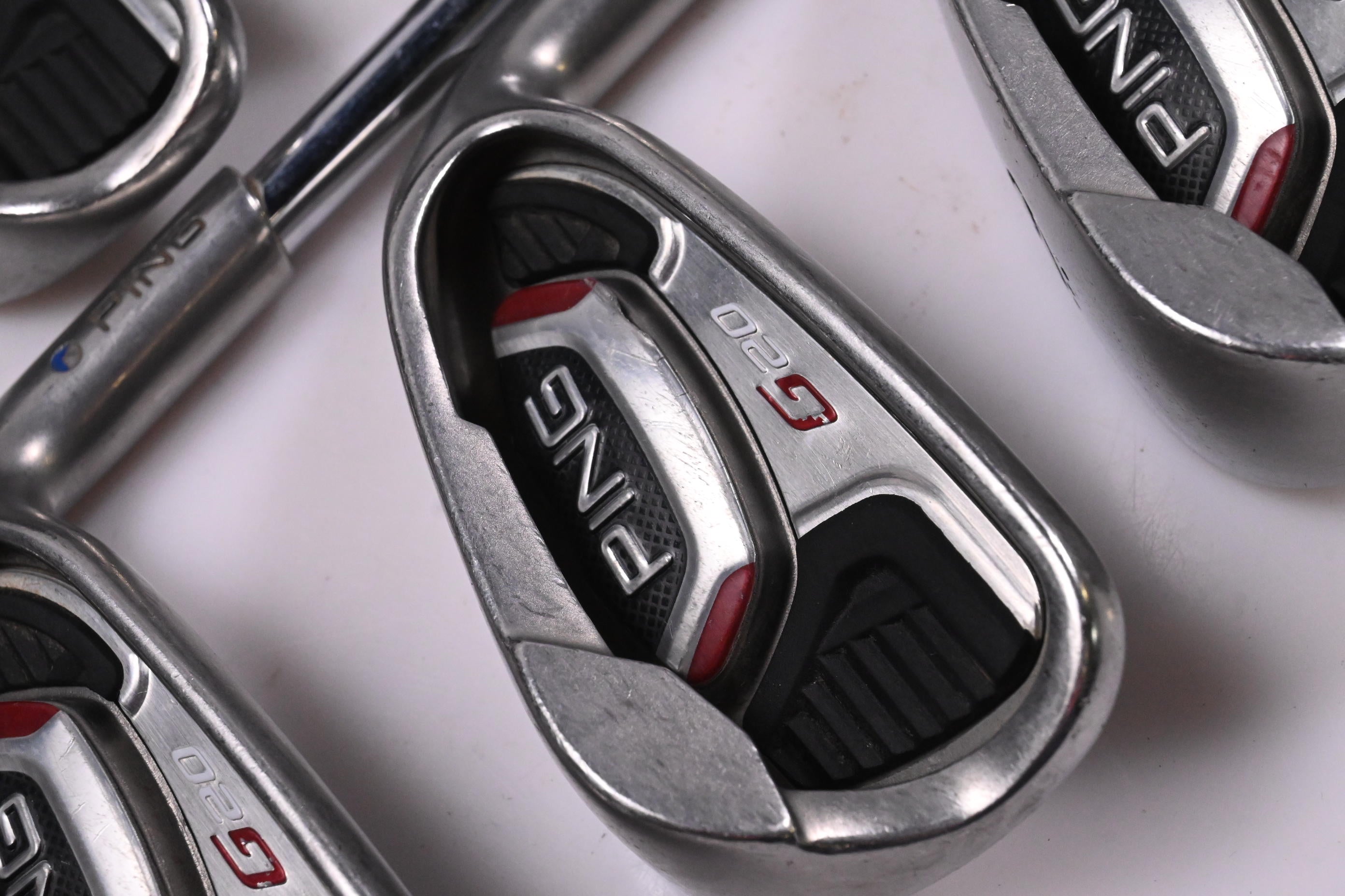 Ping G20 Irons / 4-PW / Blue Dot / Regular Flex Ping CFS Shafts