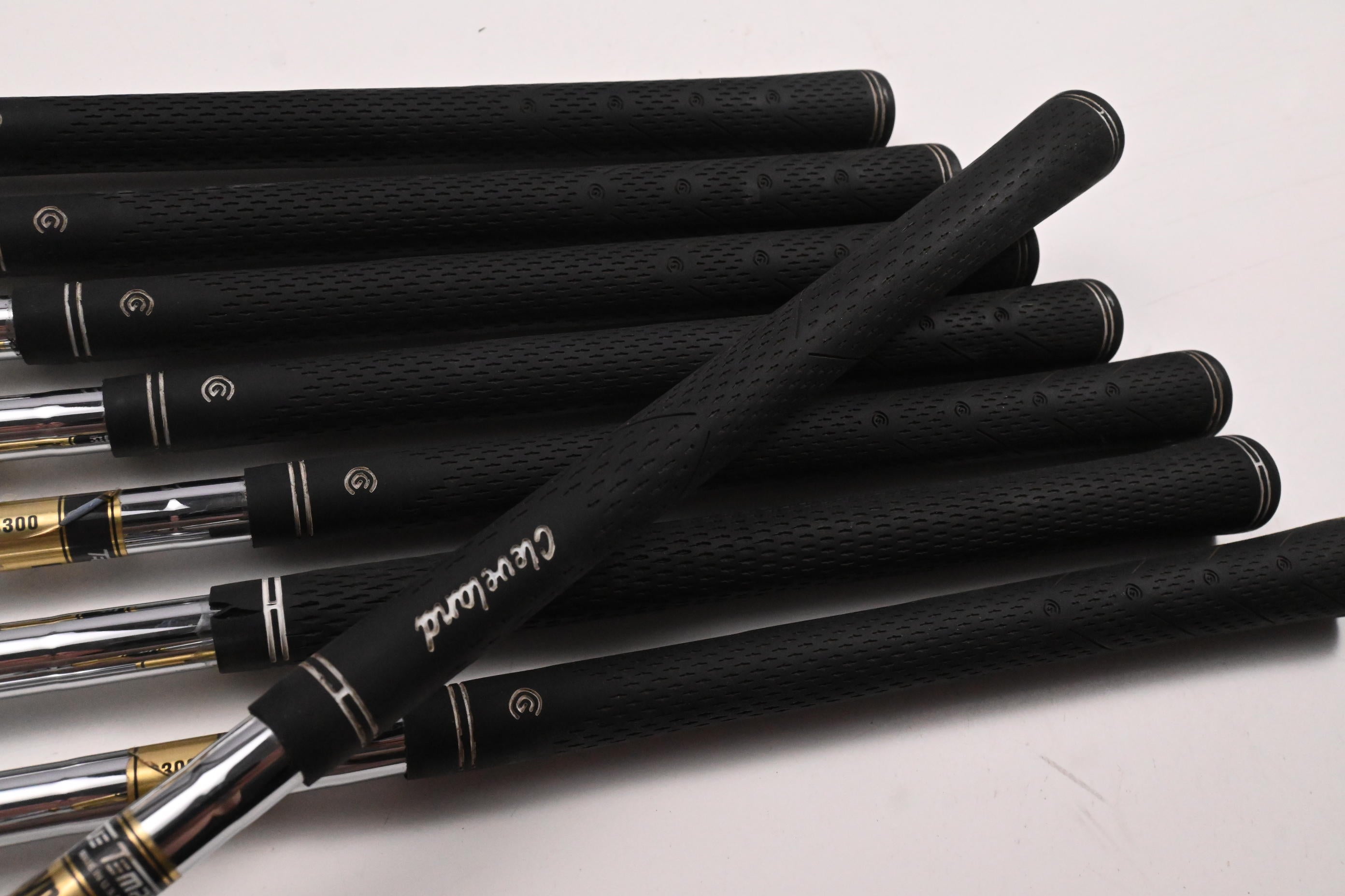 Cleveland CG16 Black Pearl Irons / 3-PW / Stiff Flex Dynamic Gold S300 Shafts