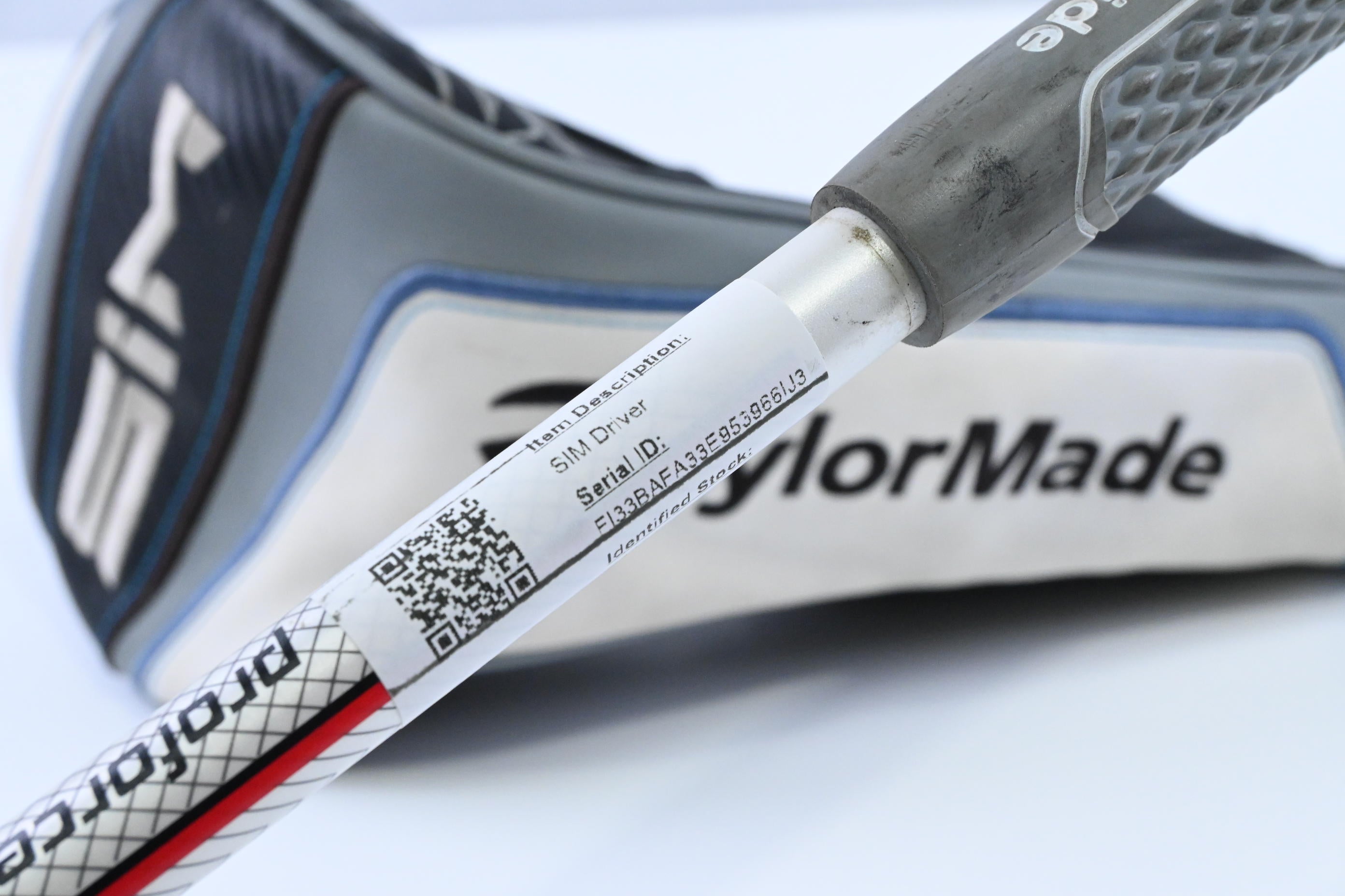 Taylormade SIM Driver / 9 Degree / Stiff Flex UST ProForce V2 7 Shaft