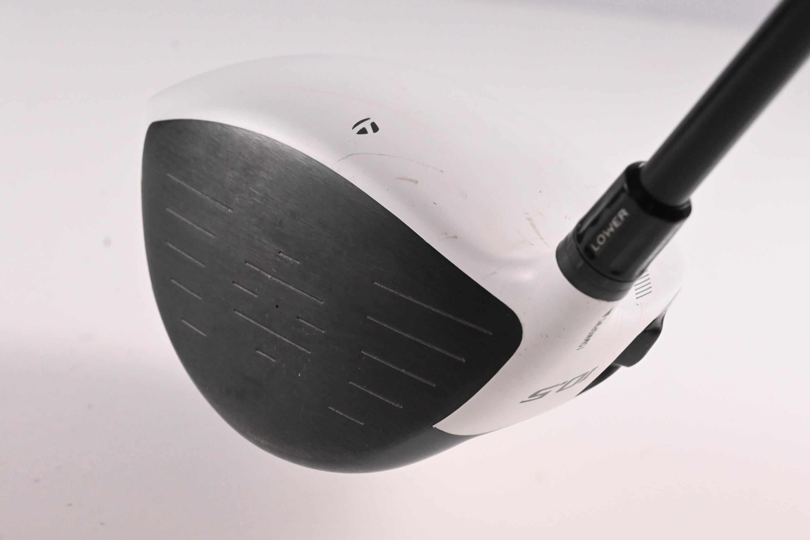 Taylormade R11 Driver / 10.5 Degree / Stiff Flex Fujikura Blur 60 Shaft