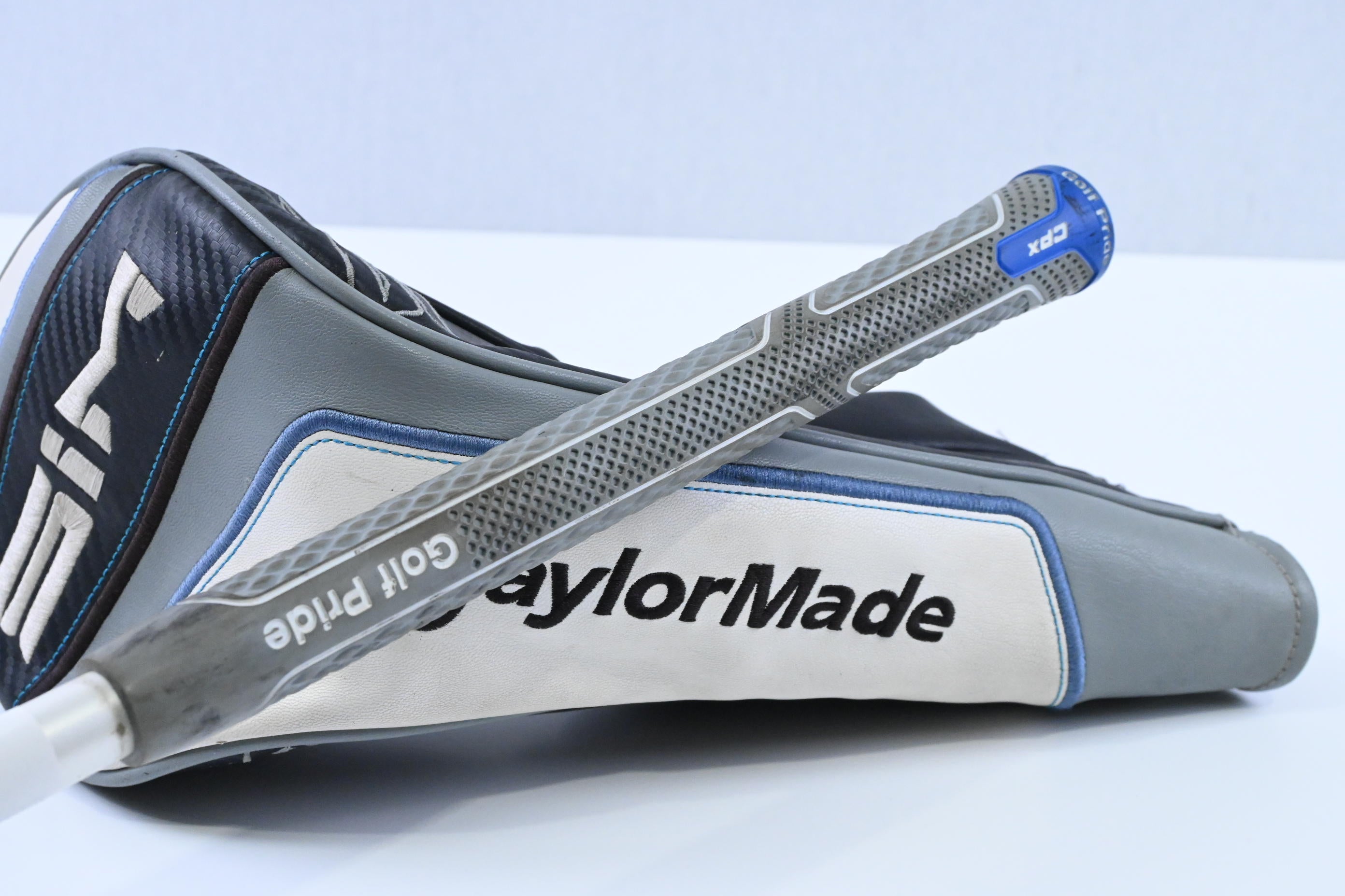 Taylormade SIM Driver / 9 Degree / Stiff Flex UST ProForce V2 7 Shaft