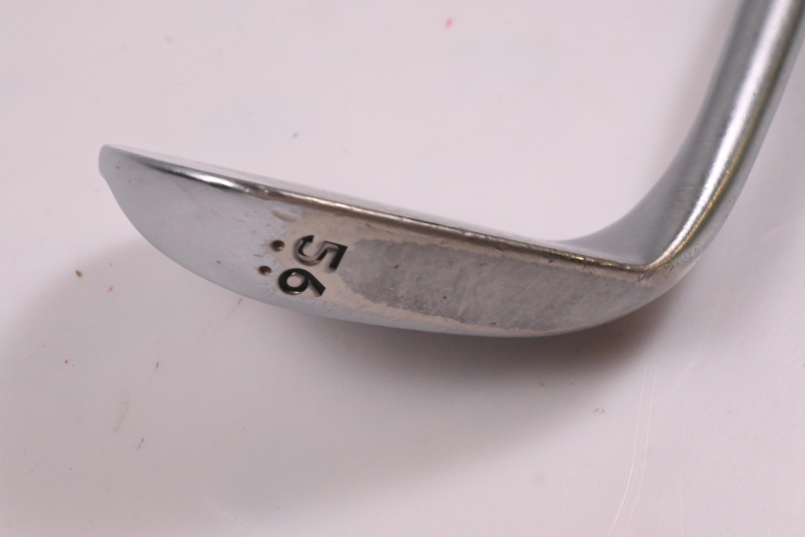 Cleveland 588 Precision Forged Sand Wedge / 56 Degree / Wedge Flex Tour Concept