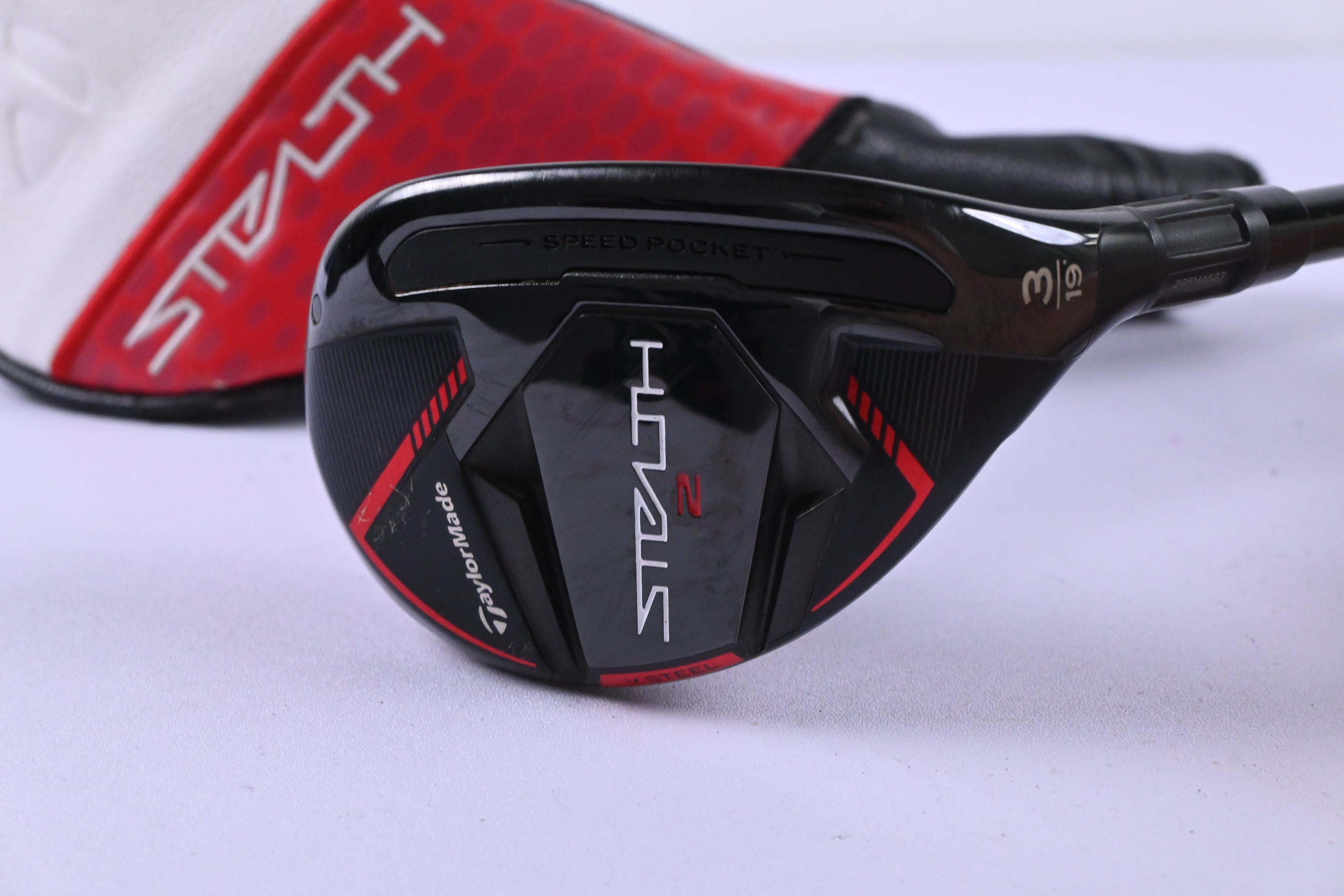 Taylormade Stealth 2 #3 Hybrid / 19 Degree / Regular Flex Fujikura Ventus Red 6