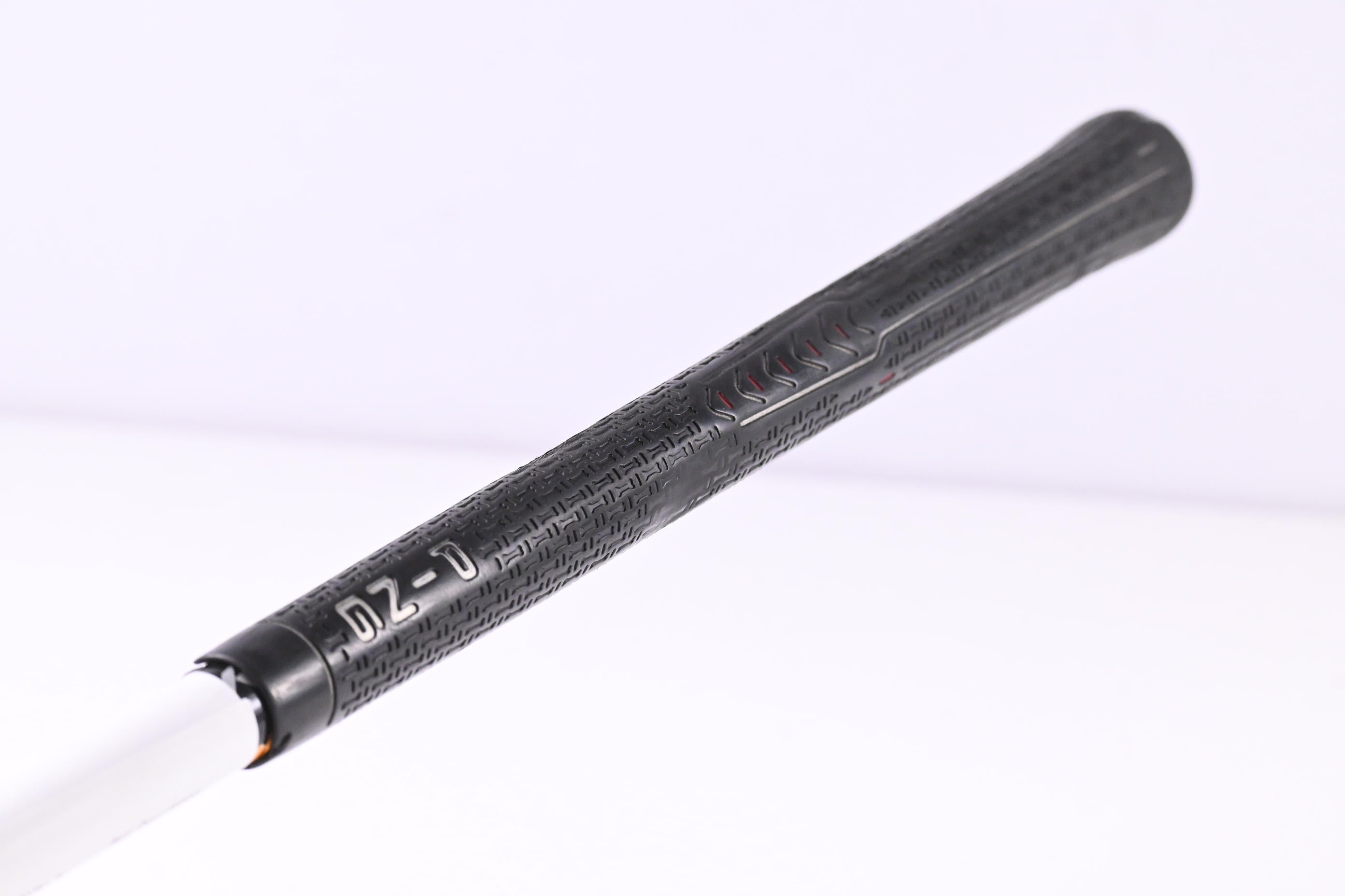 Ping i15 Driver / 9.5 Degree / Stiff Flex UST Proforce Axivcore 65 Shaft