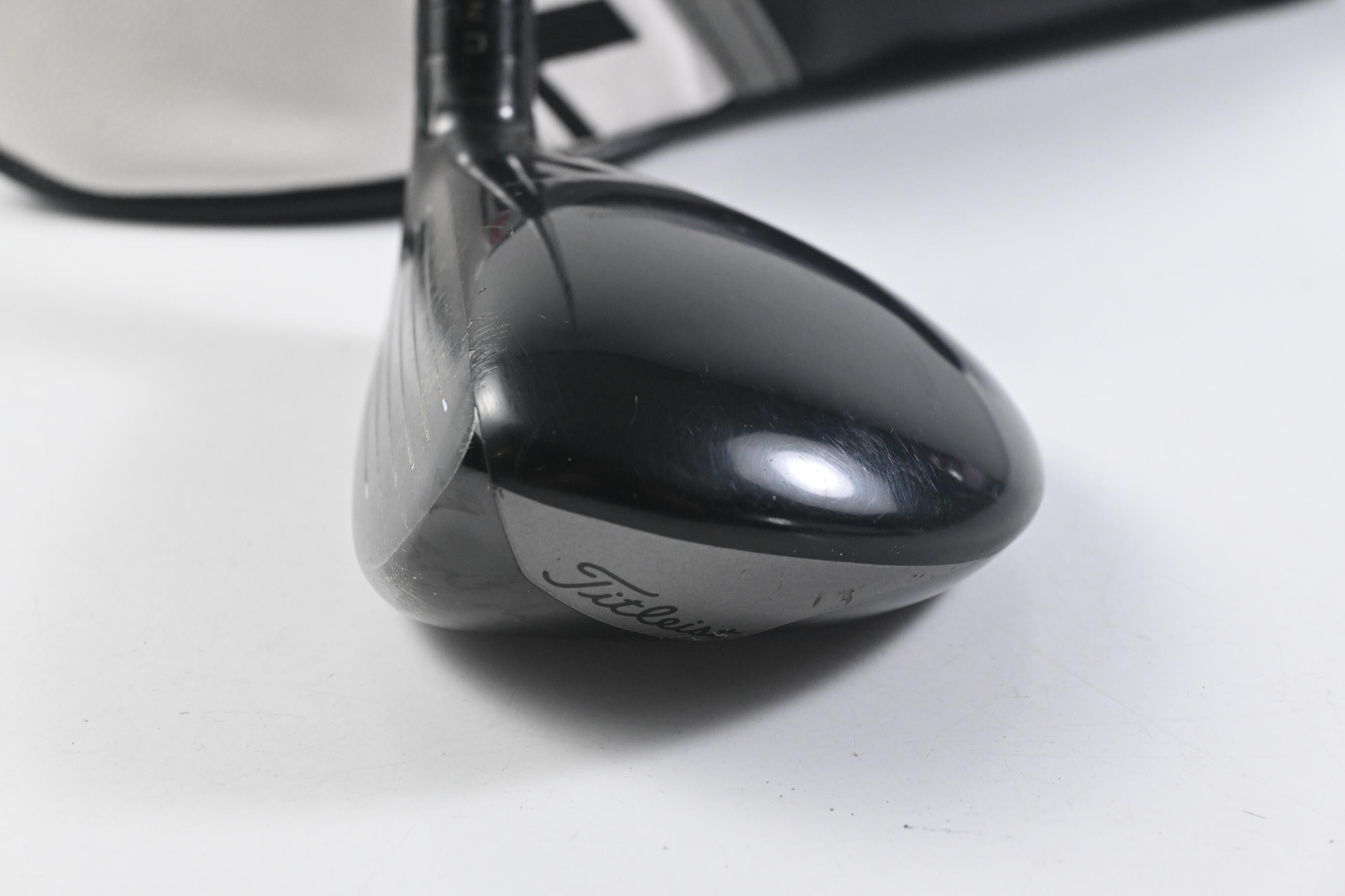 Left Hand Titleist TSR1 #4 Hybrid / 20 Degree / Senior Flex MMT SpeedMesh 50