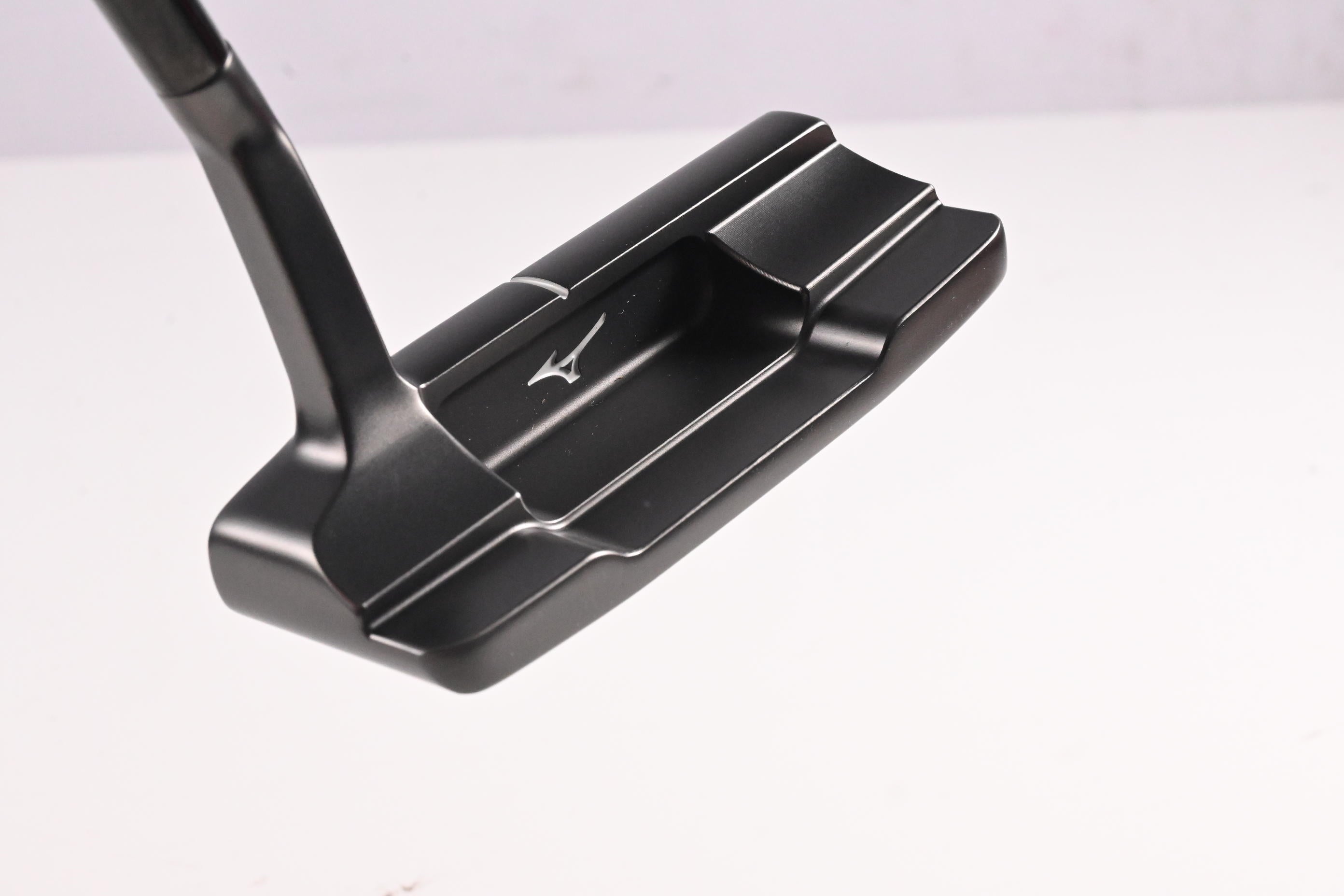 Mizuno M.Craft City Series Osaka S Putter / 36 Inch