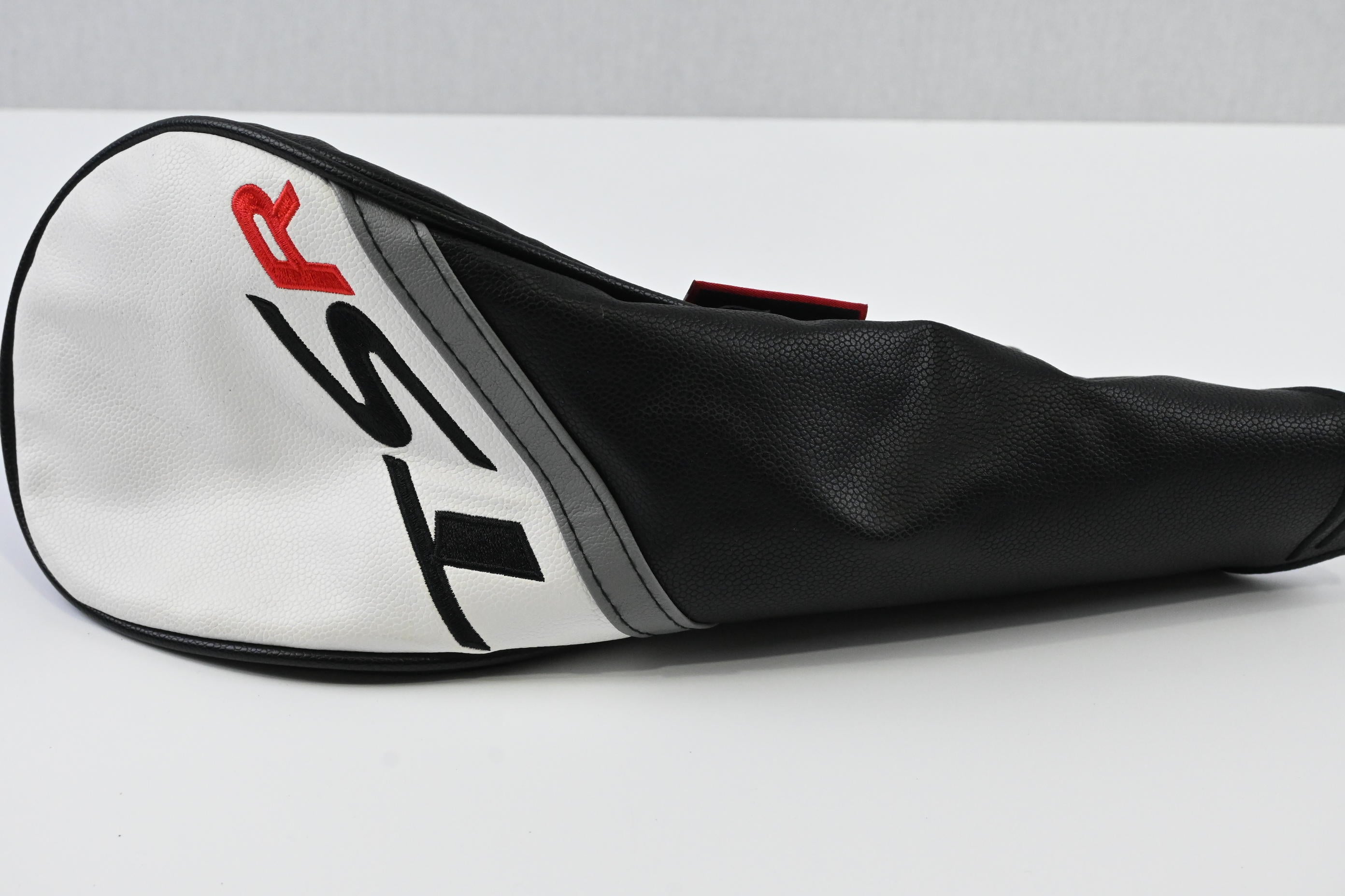 Left Hand Titleist TSR1 Driver / 10 Degree / Ladies Flex Aldila Ascent 35