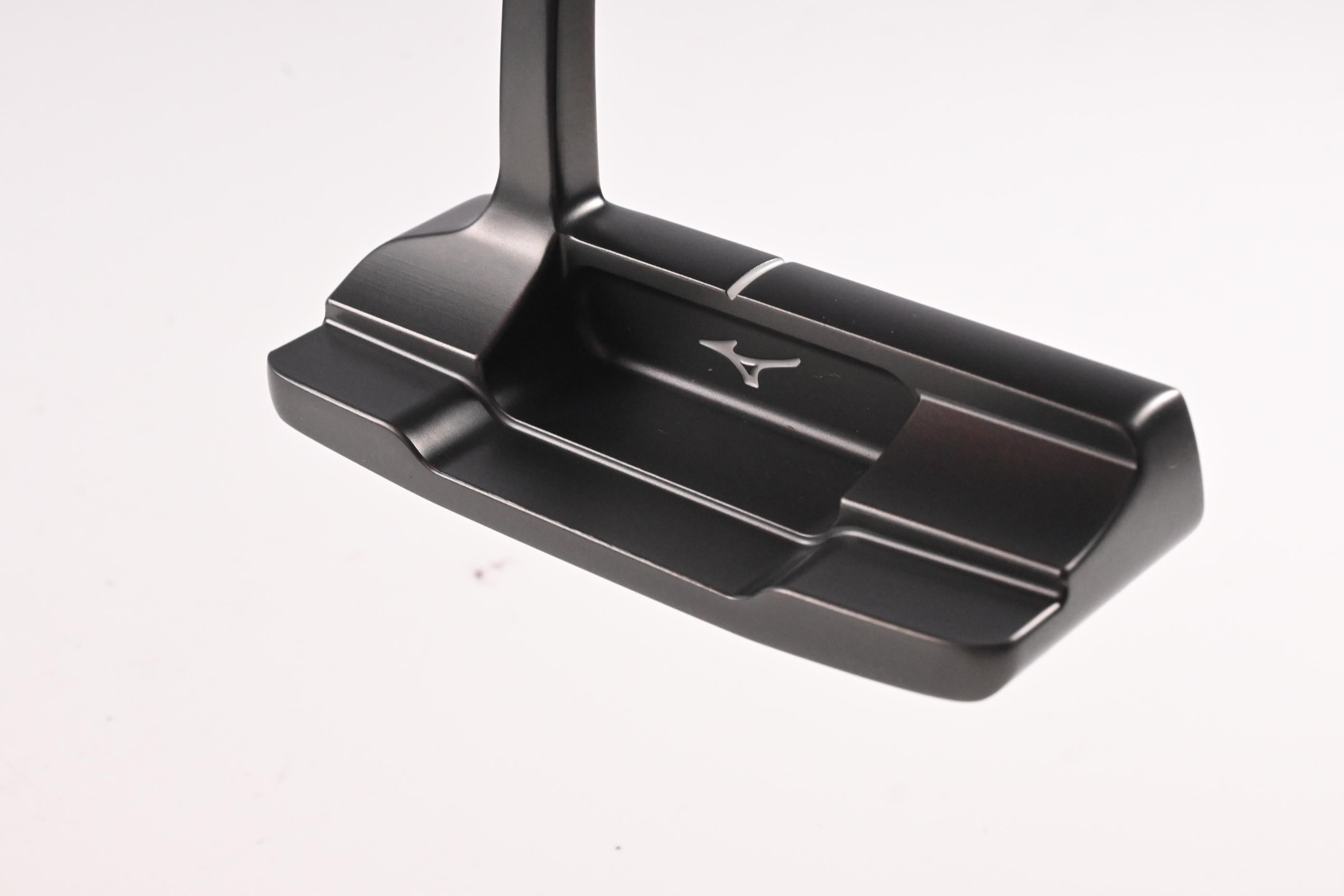 Mizuno M.Craft City Series Osaka S Putter / 36 Inch