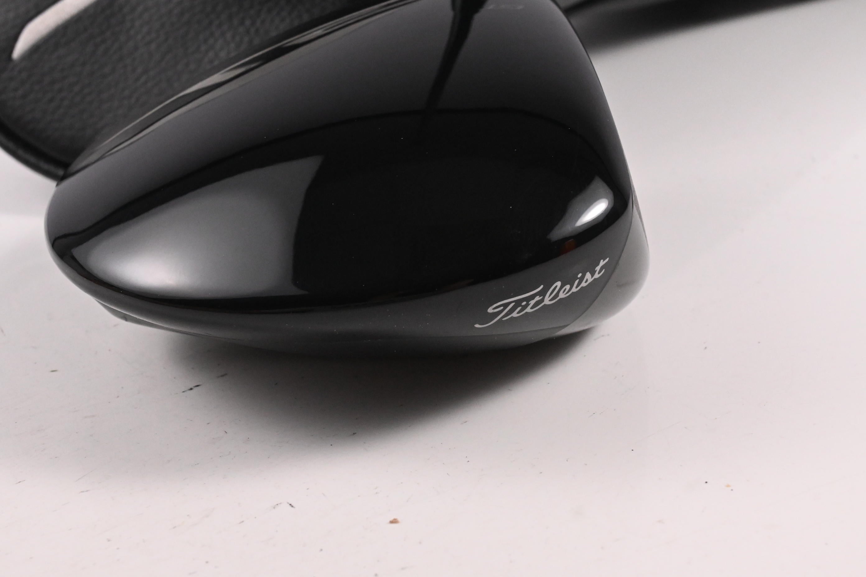 Titleist GT1 Driver / 10 Degree / Stiff Flex Tensei AV Blue 55 Shaft