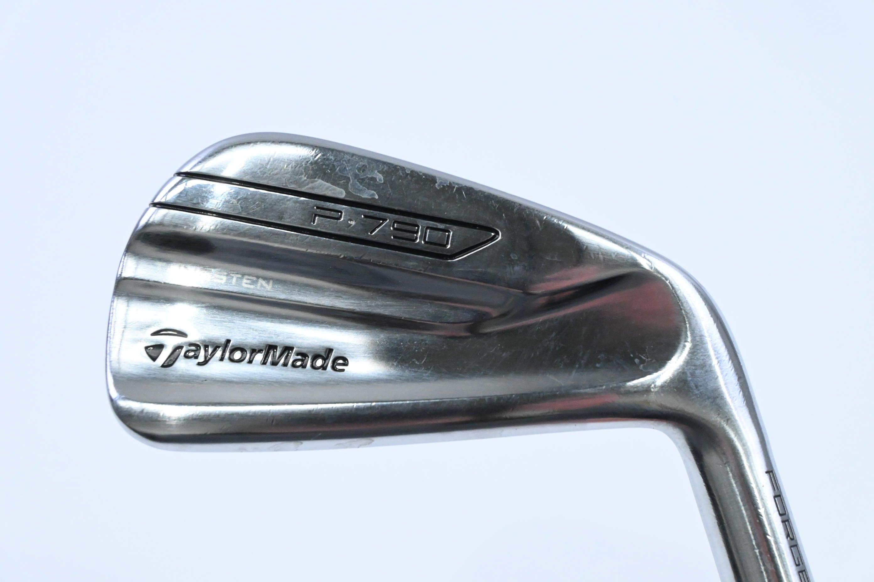Taylormade P790 2017 #4 Iron / 21 Degree / Regular Flex KBS Tour Shafts