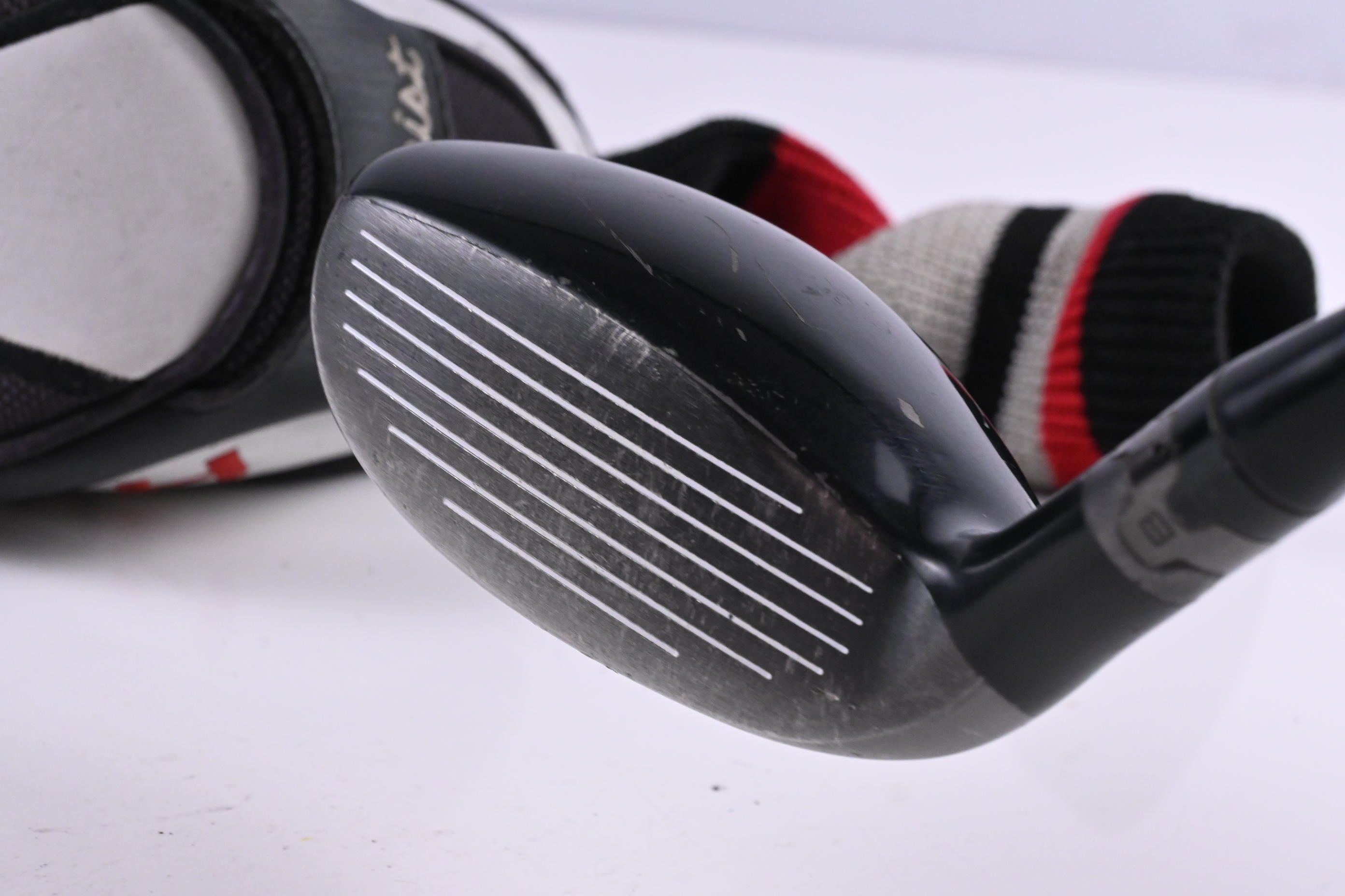Titleist 910H #3 Hybrid / 21 Degree / Regular Flex Diamana Kai'Li 80 Shaft
