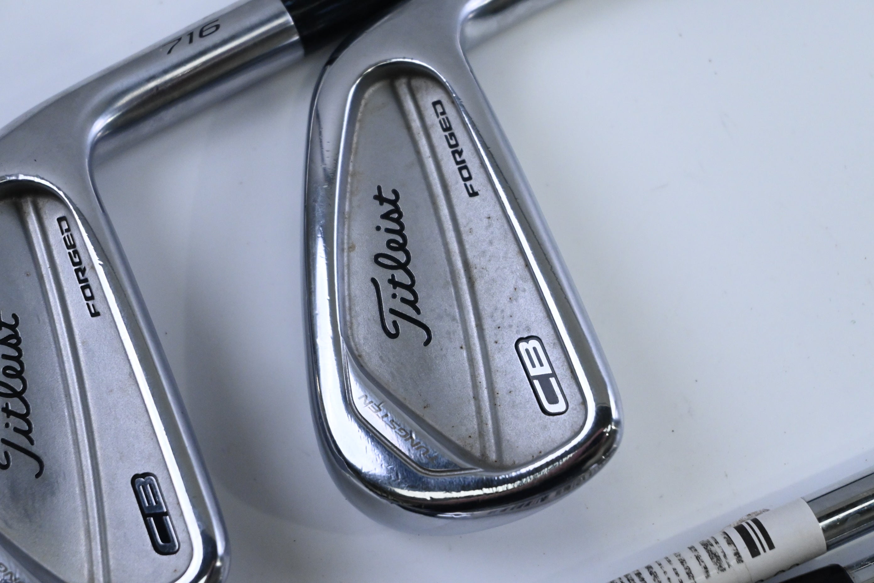 Titleist 716 CB Irons / 5-9i / Stiff Flex XP 90 S300