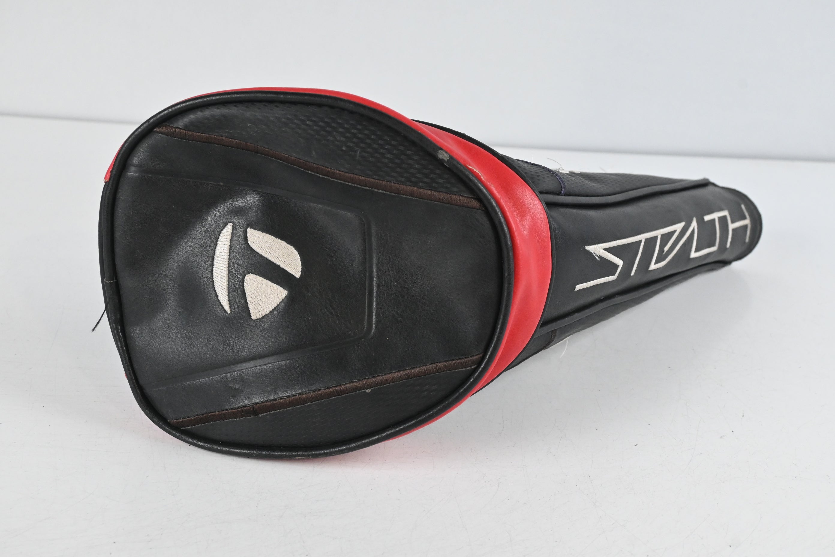 Taylormade Stealth Driver / 9 Degree / Stiff Flex Fujikura Ventus Red 5