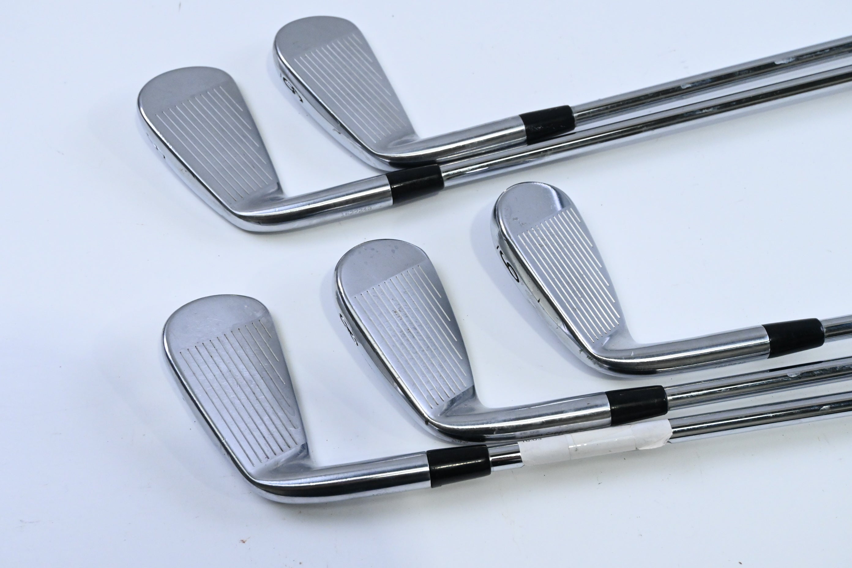 Titleist 716 CB Irons / 5-9i / Stiff Flex XP 90 S300