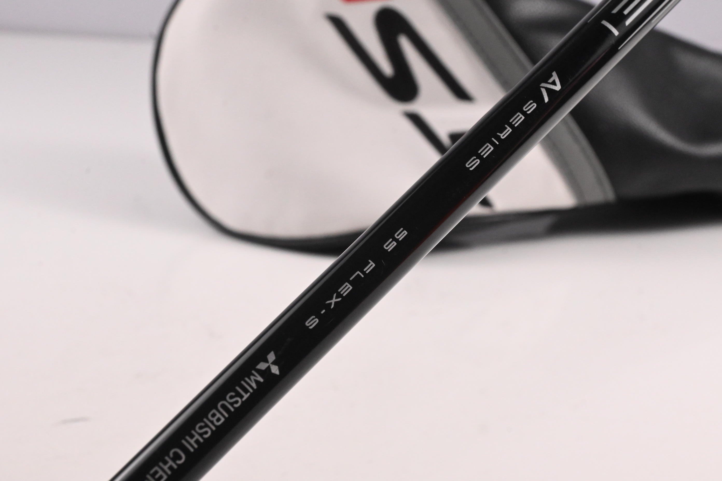 Titleist TSR2 Driver / 10 Degree / Stiff Flex Tensei AV Blue 55 Shaft w/ SFW