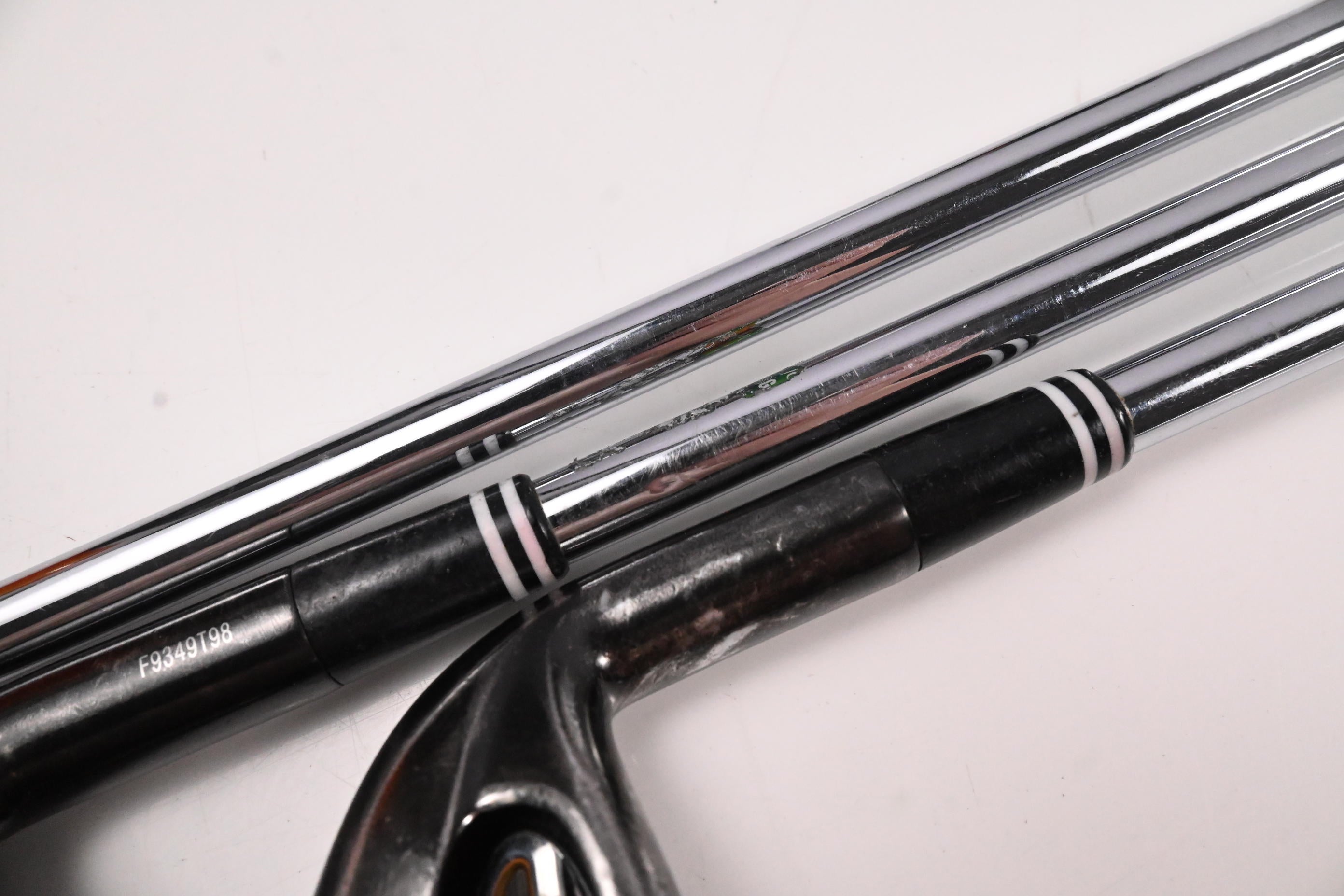 Cleveland CG16 Black Pearl Irons / 4-PW / Regular Flex Traction 85 / No #5 Iron