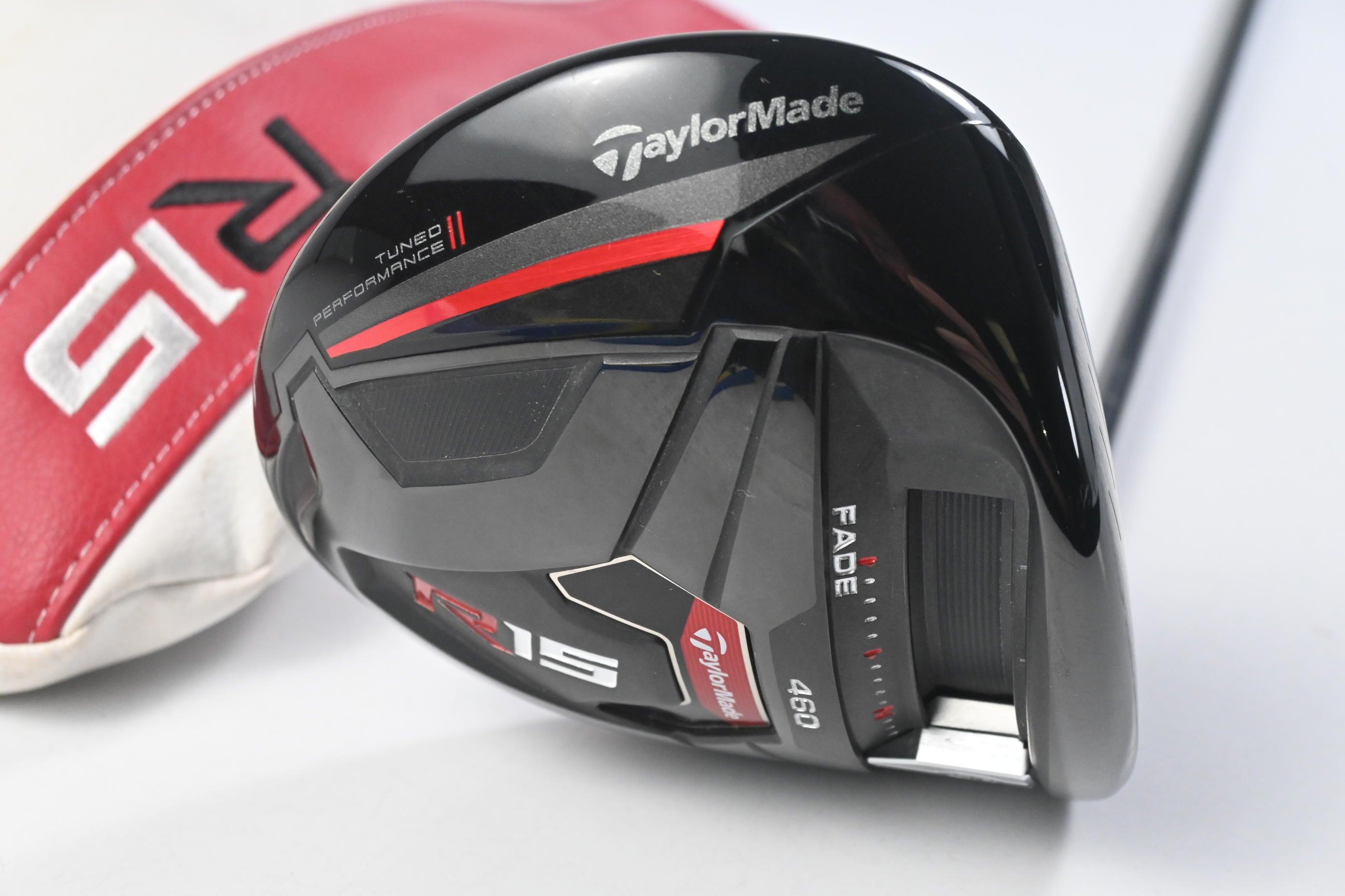 Taylormade R15 Black Driver / 10.5 Degree / Regular Flex Speeder 57 Evolution