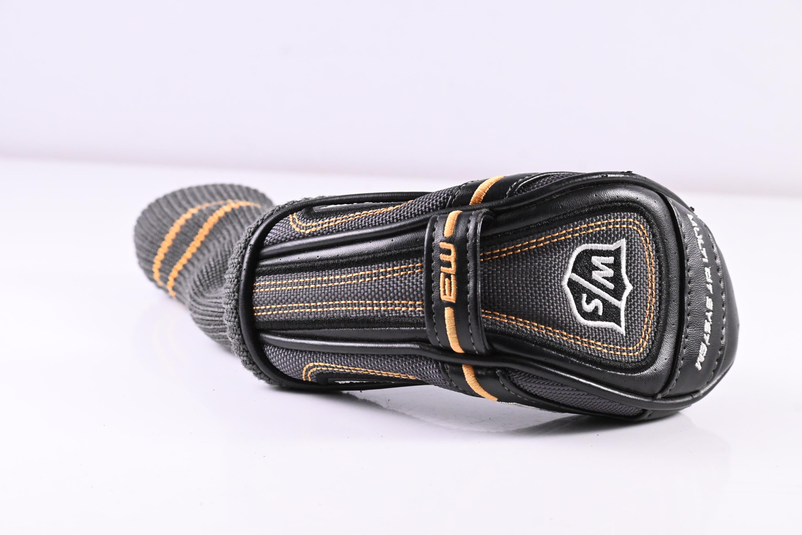 Wilson Staff FG Tour M3 #4 Hybrid / 21 Degree / Regular Flex Aldila RIP Phenom