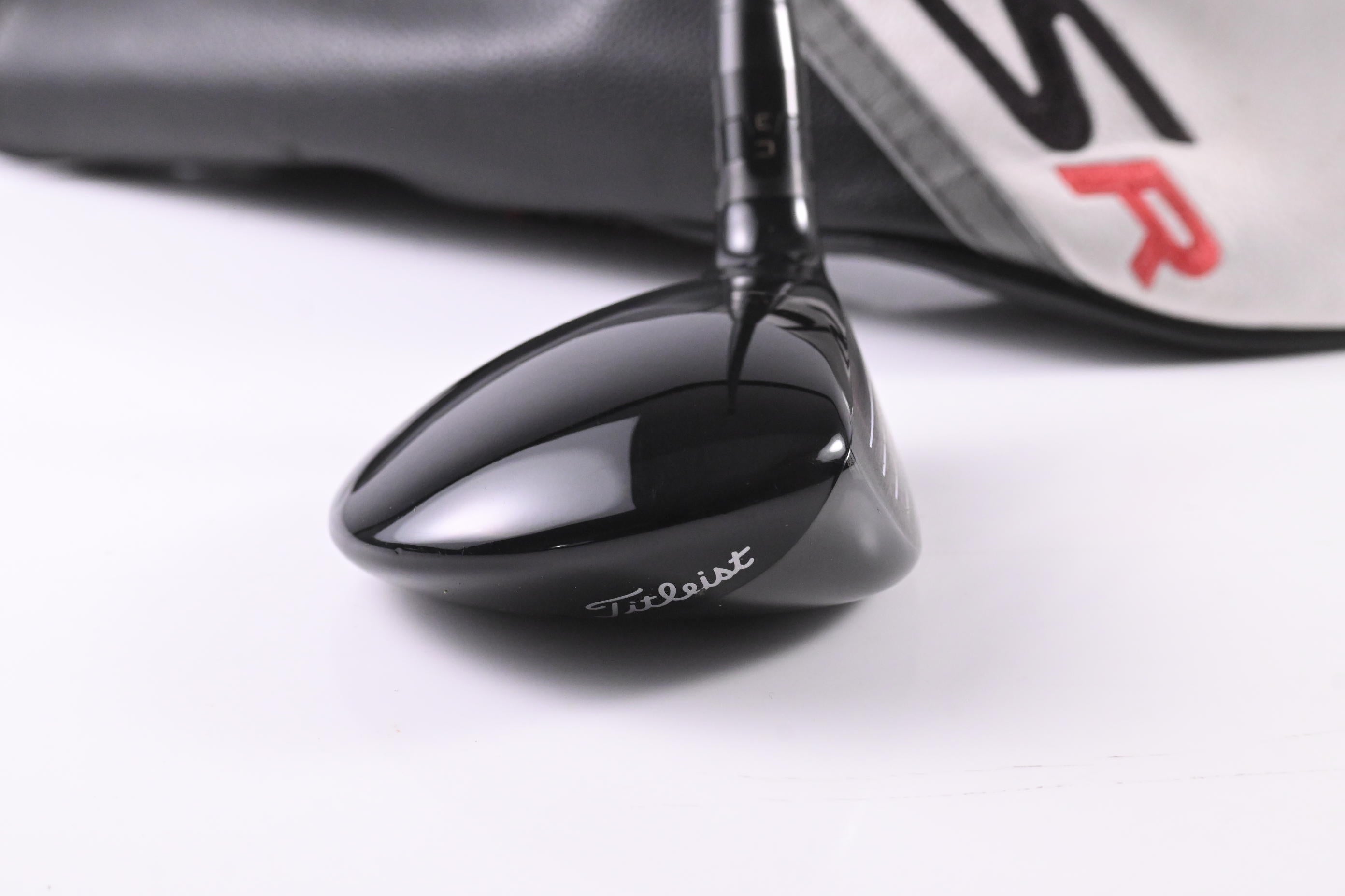 Titleist TSR3 #5 Wood / 18 Degree / Regular Flex HZRDUS CB Red 60 Shaft