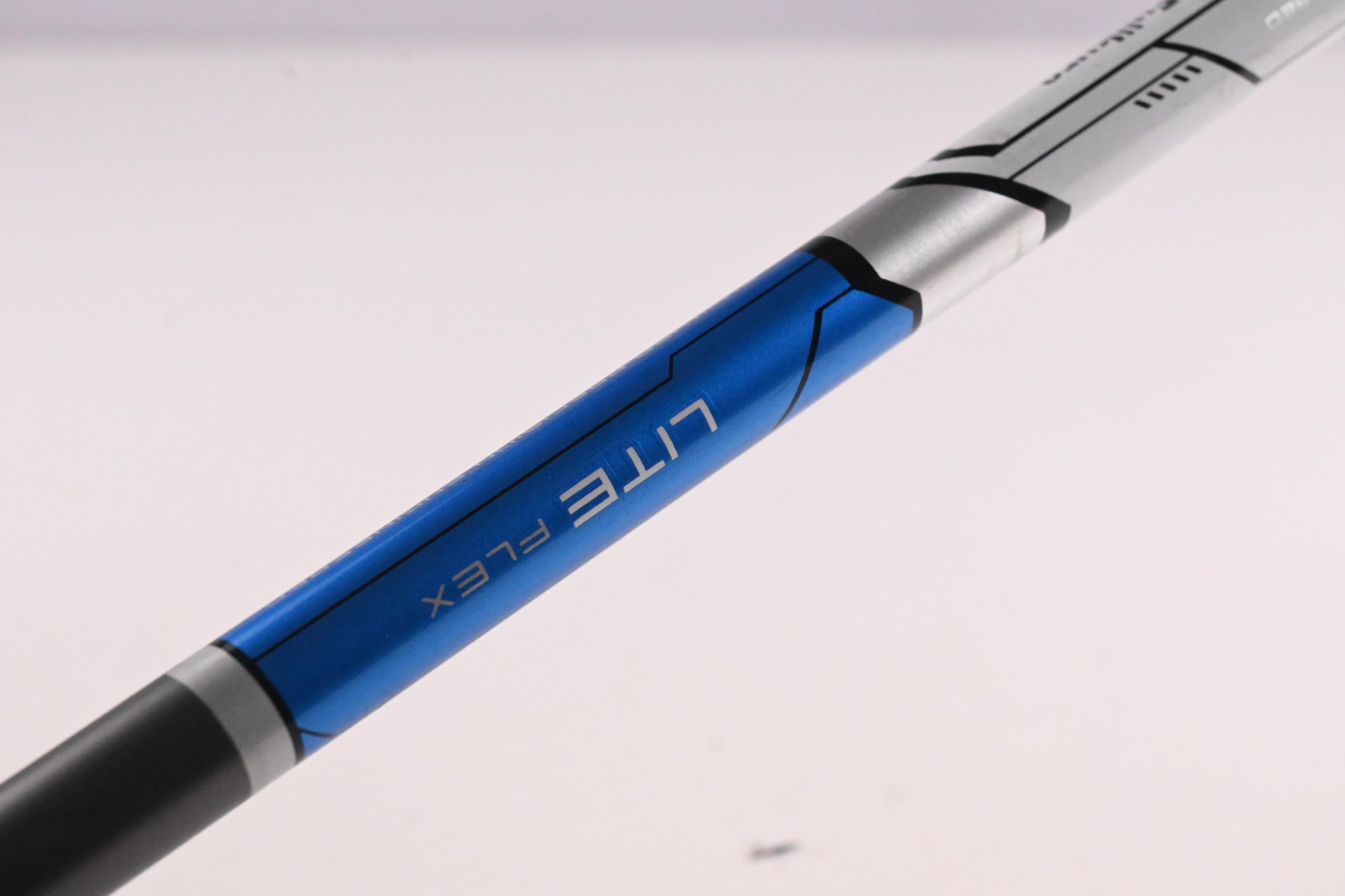 Ladies Taylormade SLDR Driver / 12 Degree / Lite Flex Fujikura Speeder 47 Shaft