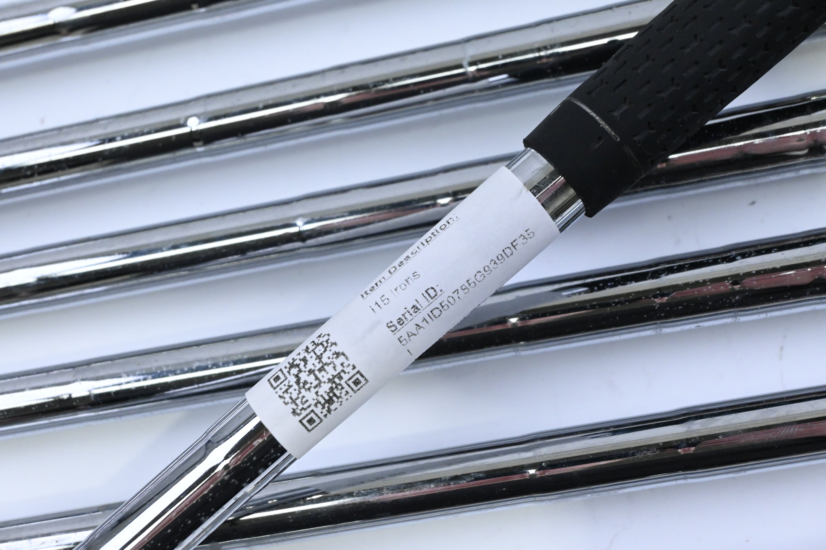 Ping i15 Irons / 4-PW / Black Dot / Regular Flex Ping AWT Shafts
