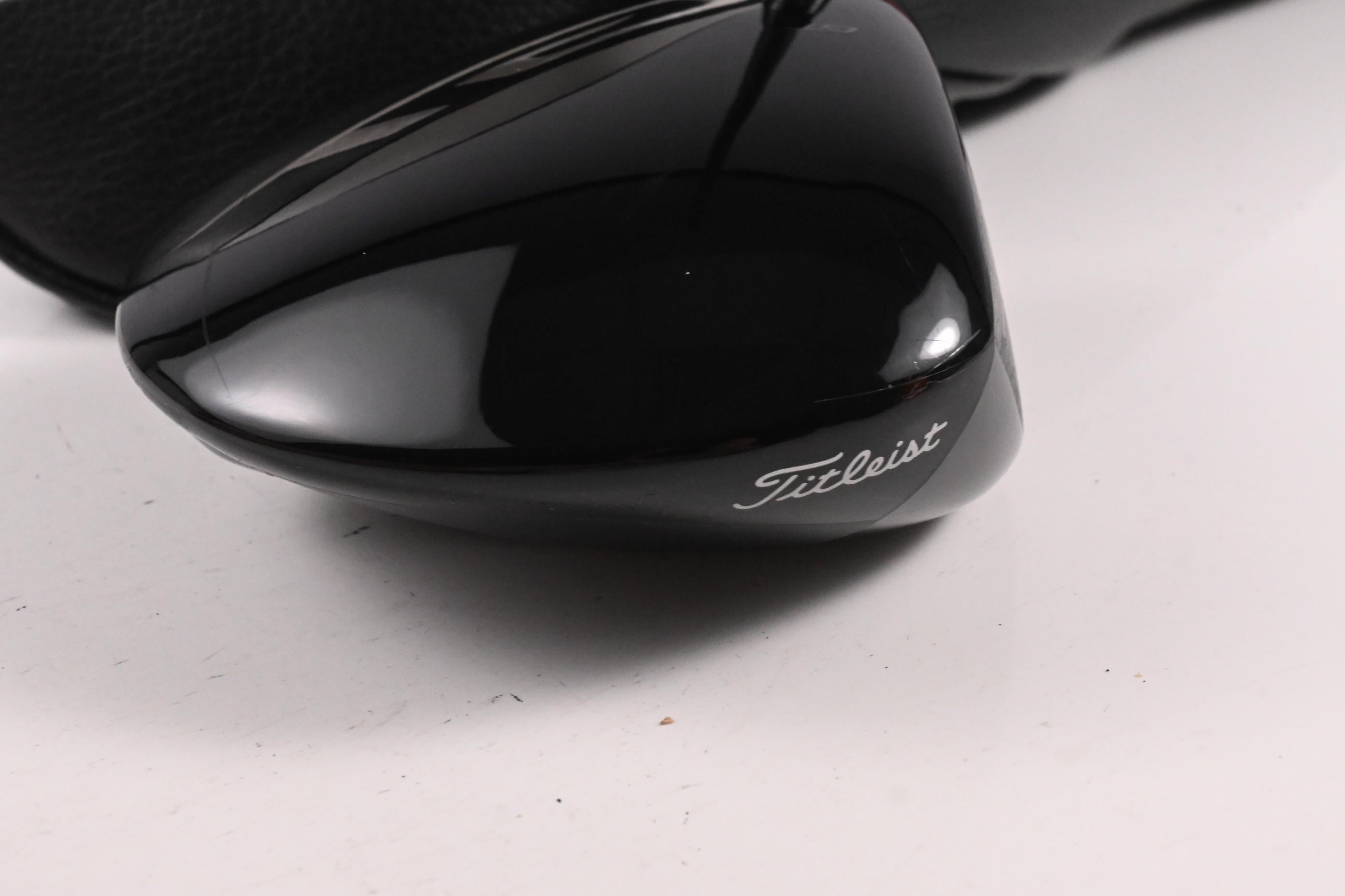 Titleist GT1 Driver / 10 Degree / Stiff Flex HZRDUS CB Red 60 Shaft
