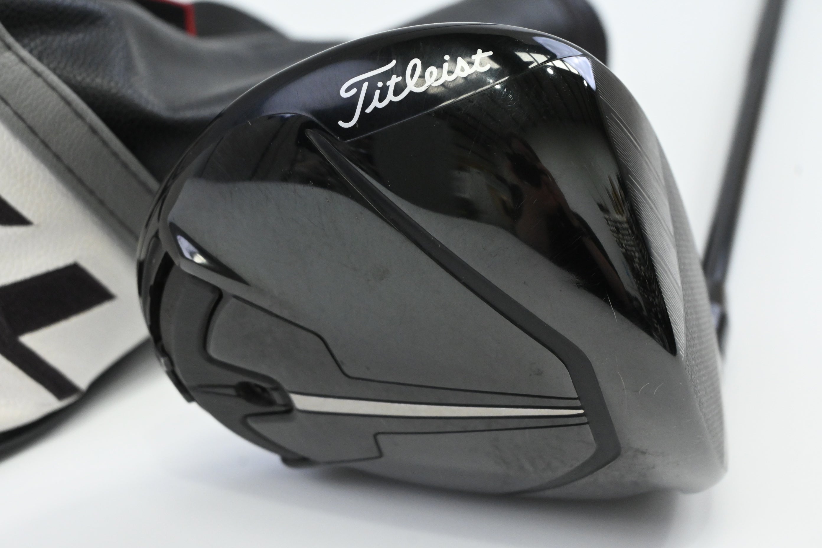 Titleist TSR3 Driver / 9 Degree / Stiff Flex HZRDUS Smoke Black RDX 60 Shaft
